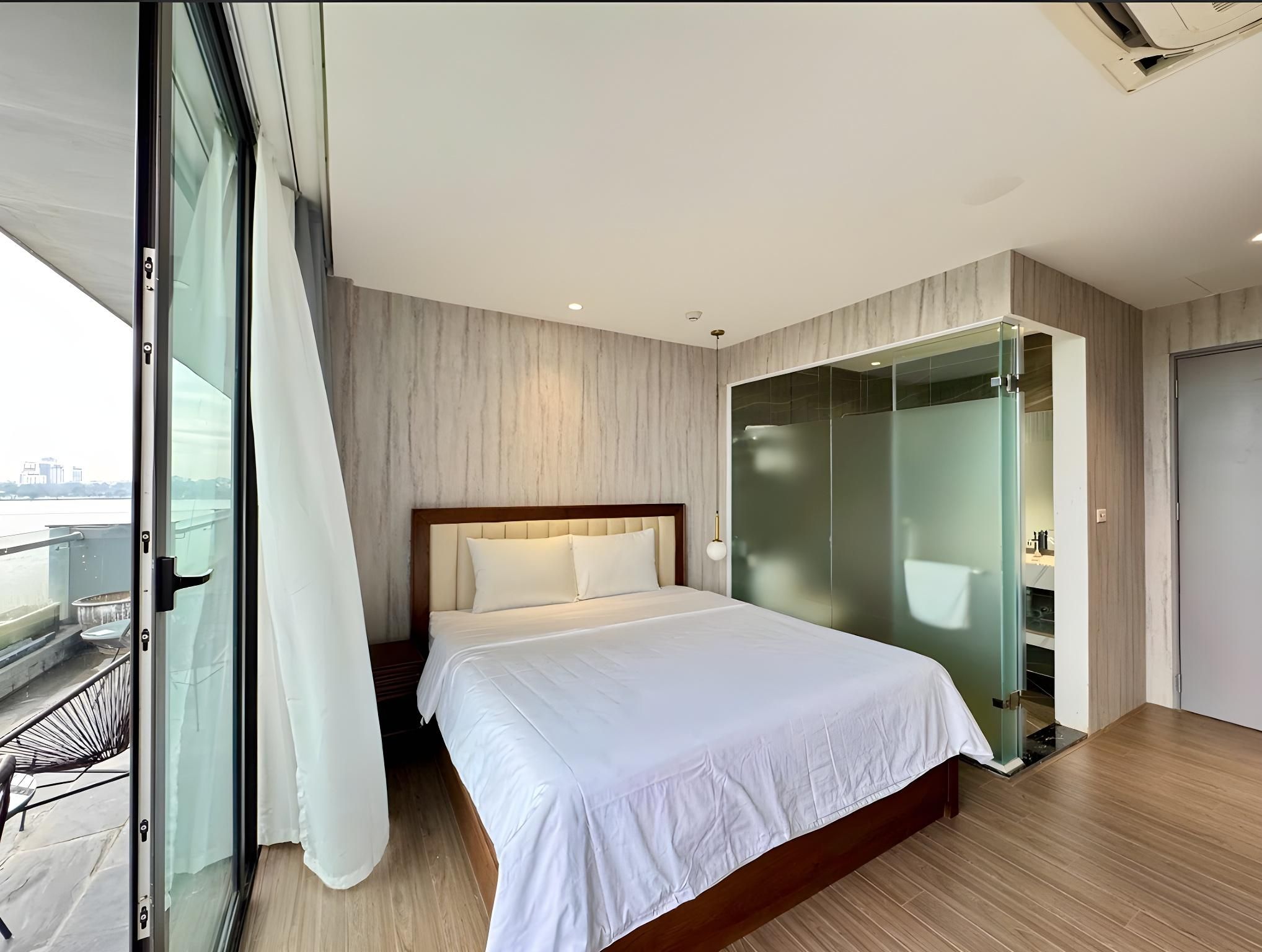 Balcony Deluxe Double