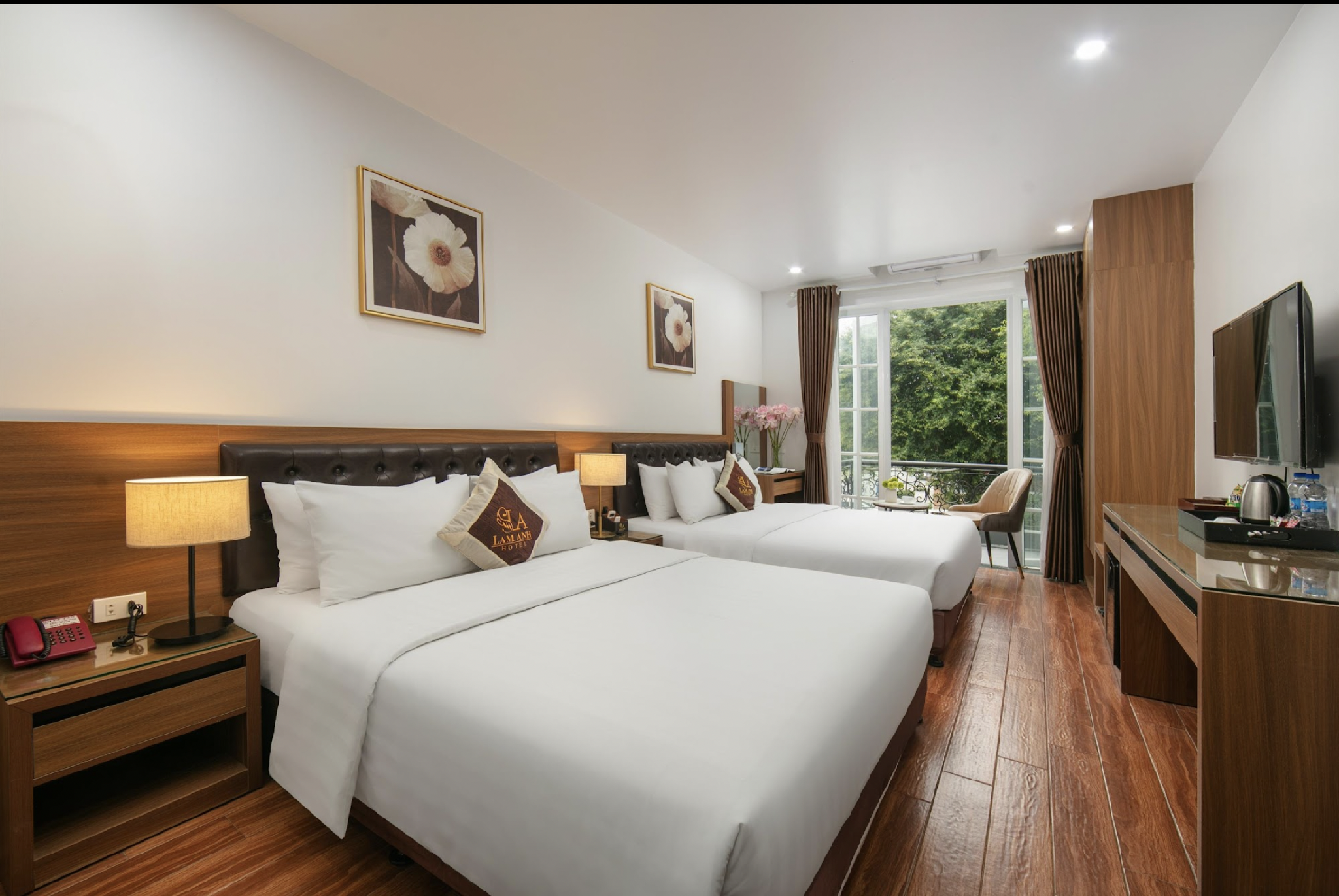 Deluxe Family Room