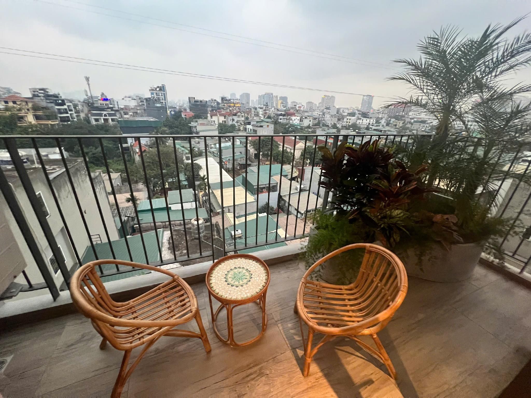 Junior Suite With Panoramic City View, Balcony