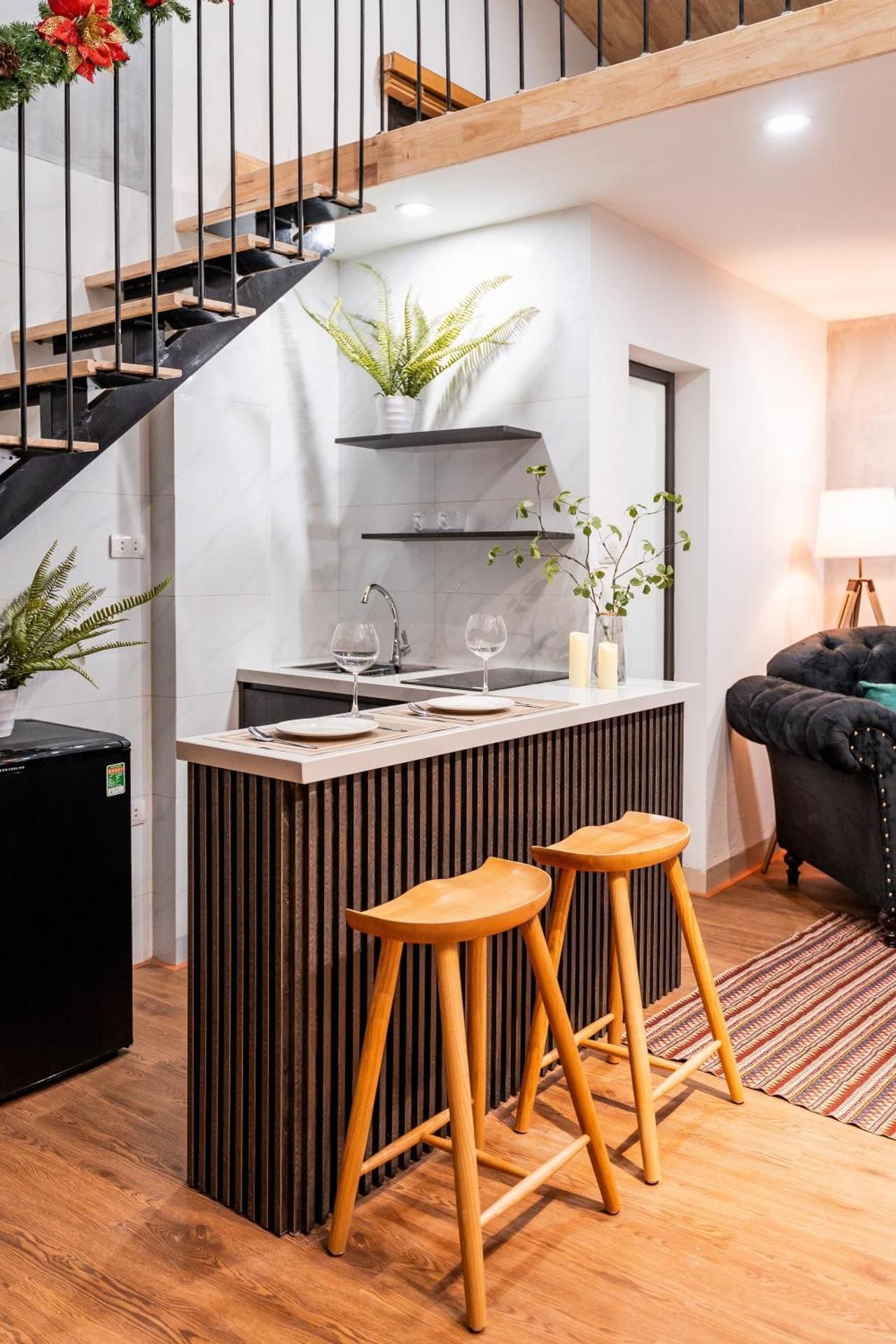 Studio - Split Level