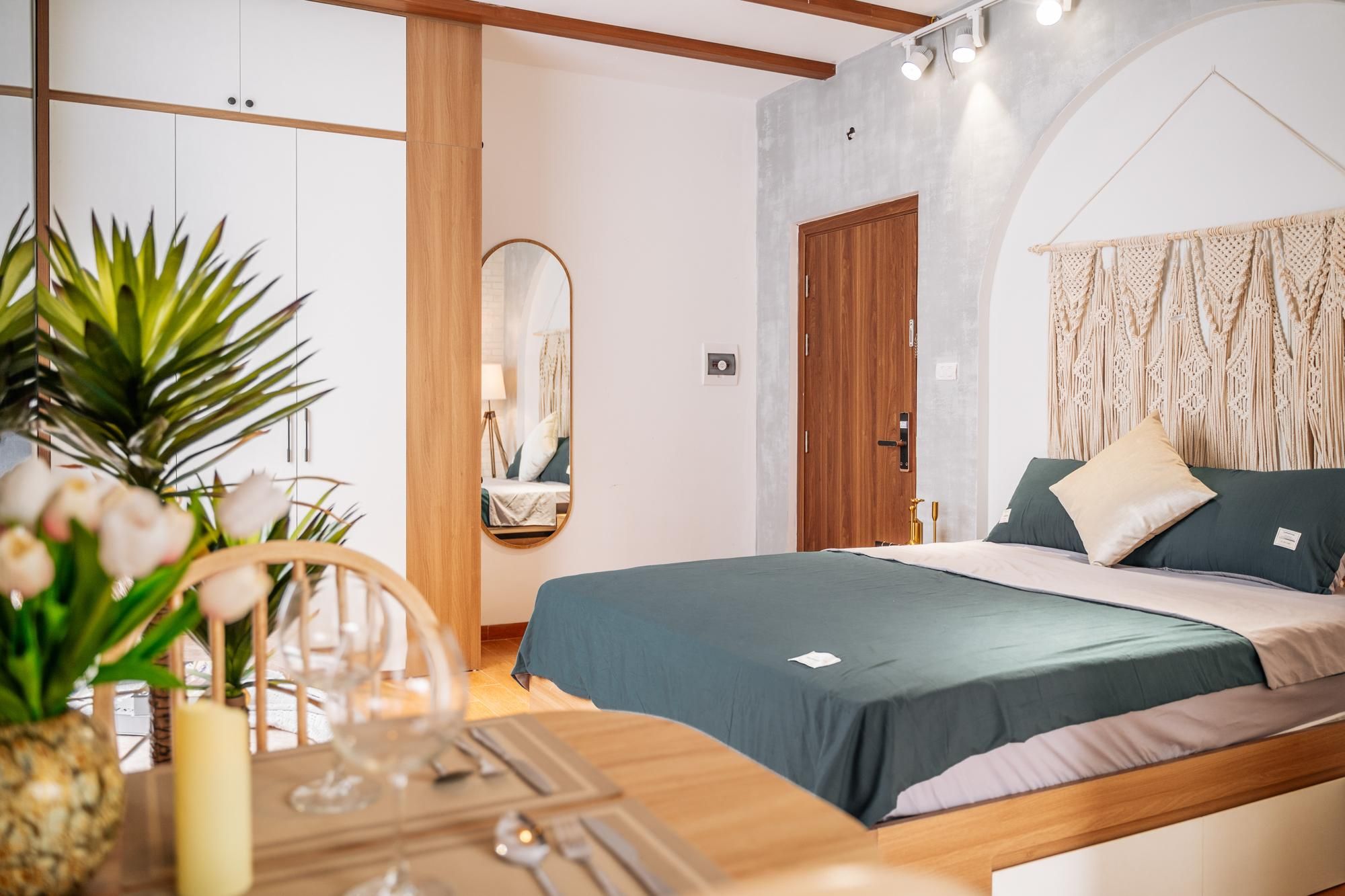 Superior - 1 Queen Bed