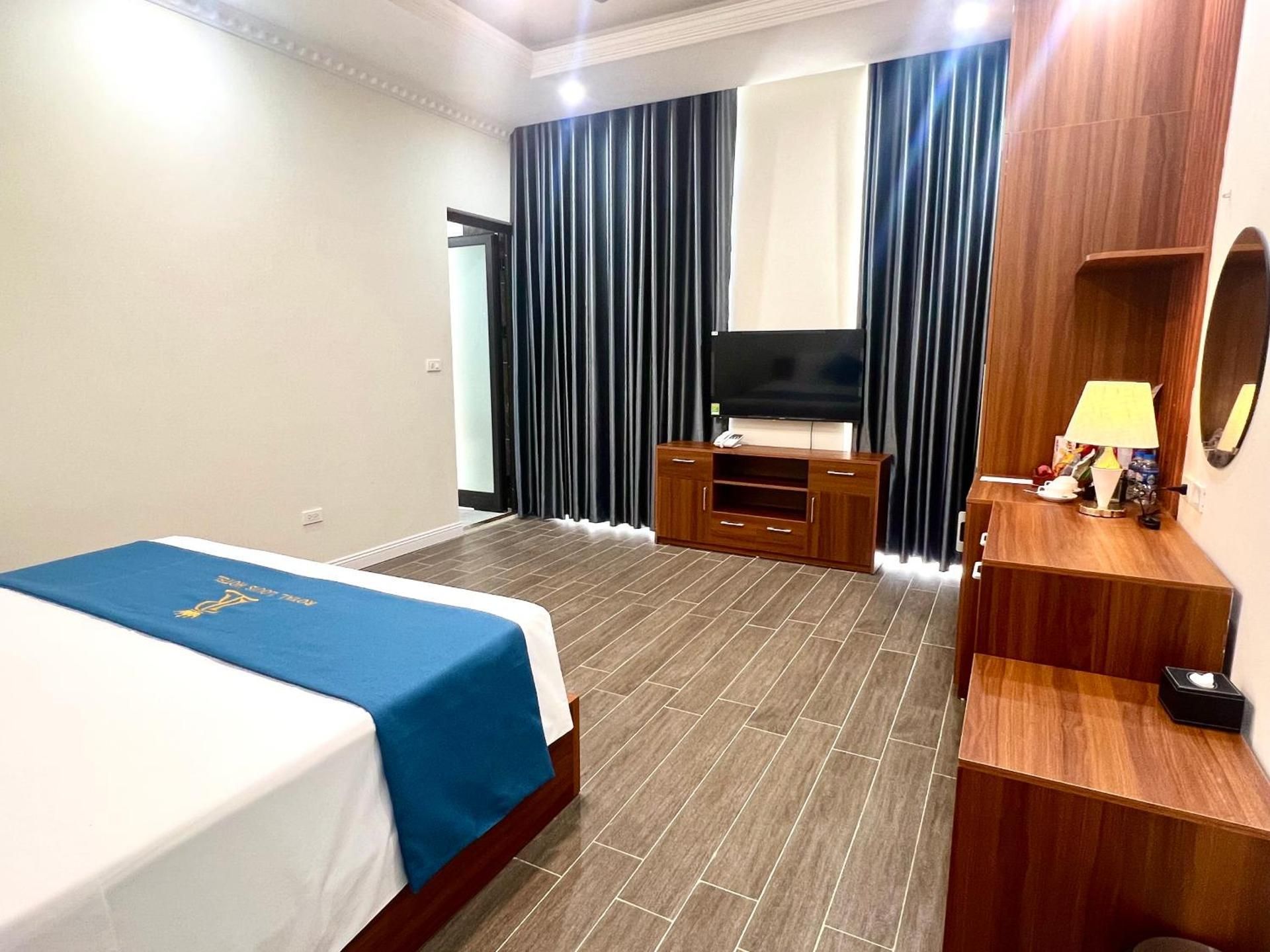 Deluxe Double Room with Balcony