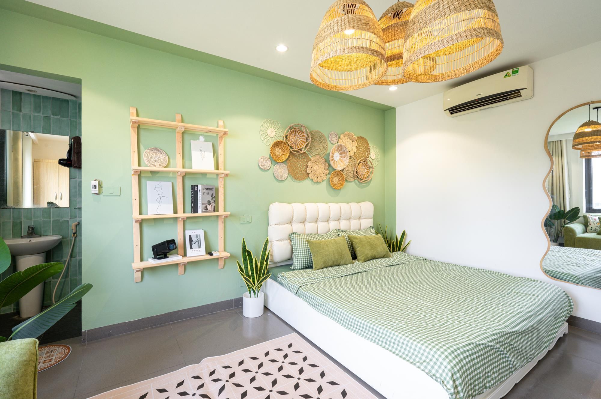 Deluxe Double Room With Window