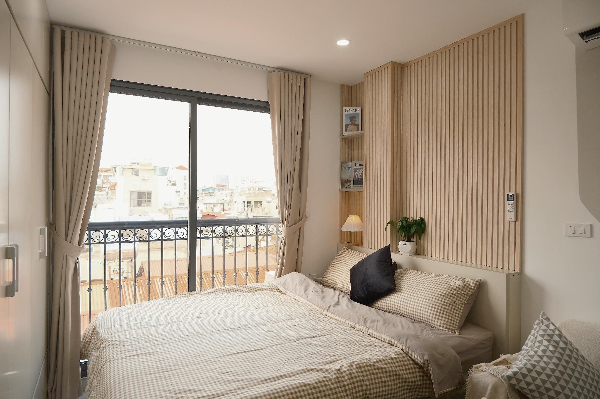 Studio Balcony