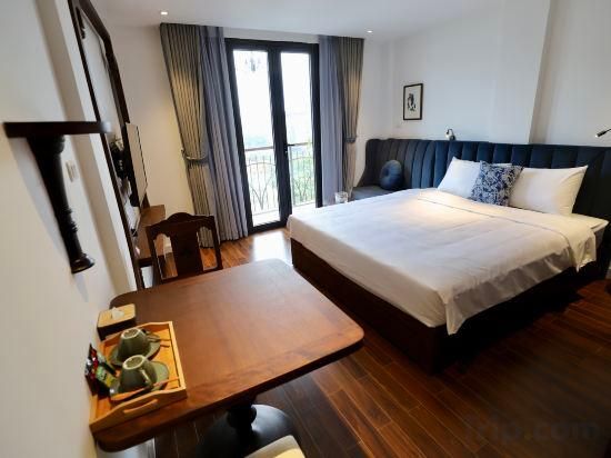 1-Bedroom Apartment - Non-Smoking