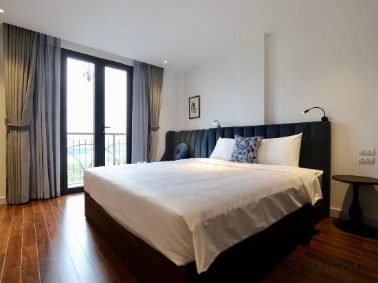 1-Bedroom Apartment - Non-Smoking