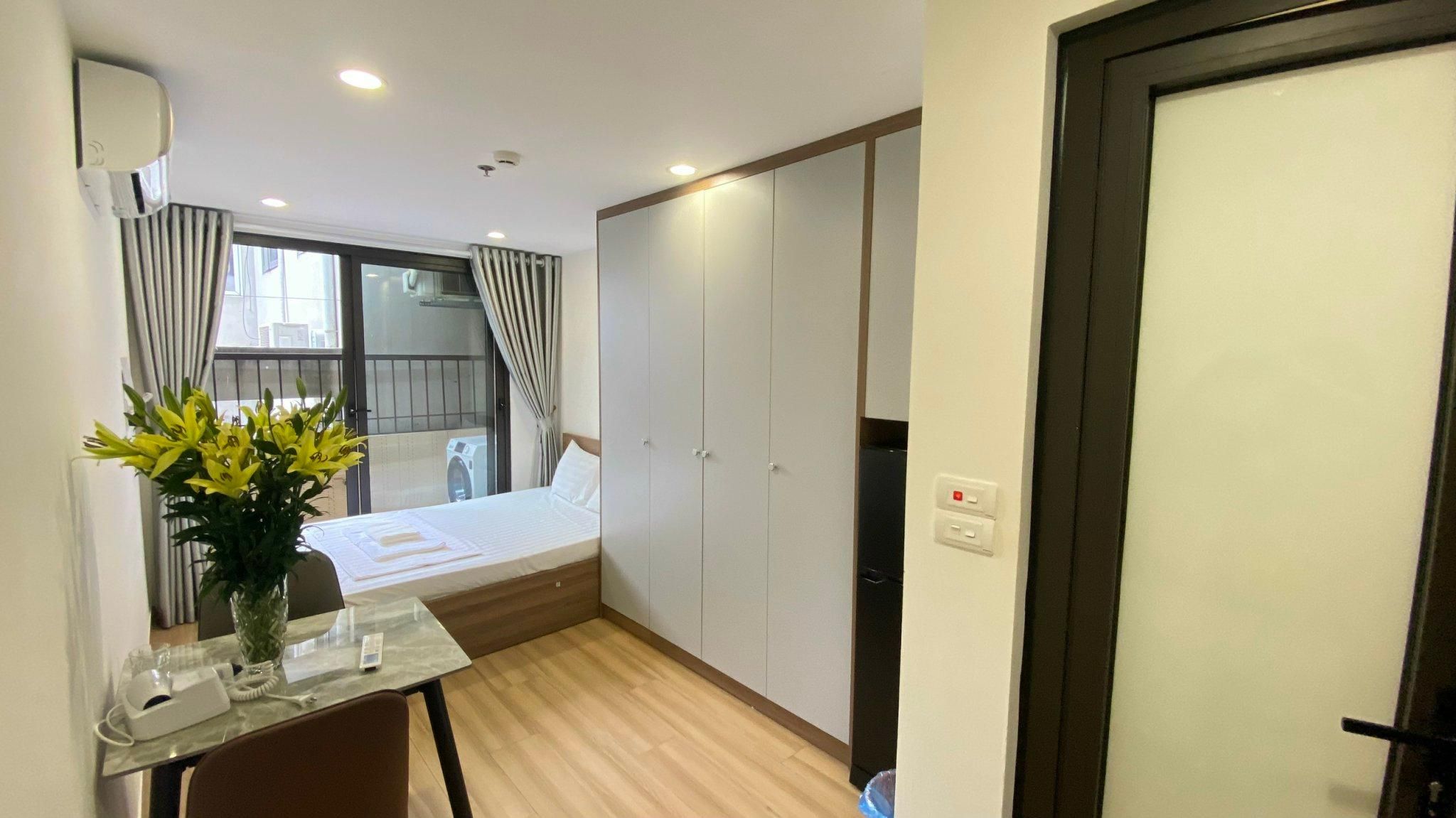 Studio Apartment