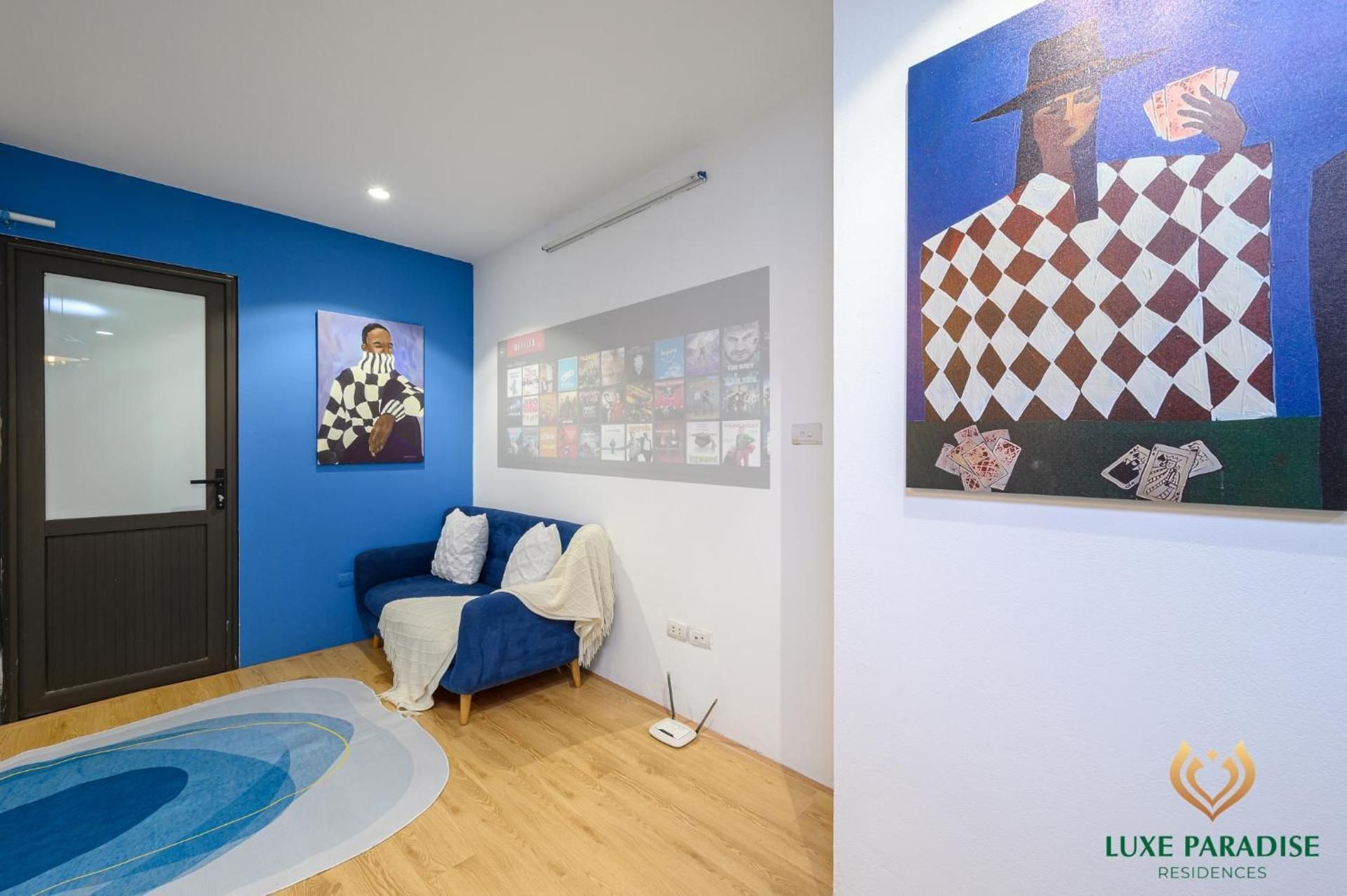 Luxe Paradise Residence Đông Tác