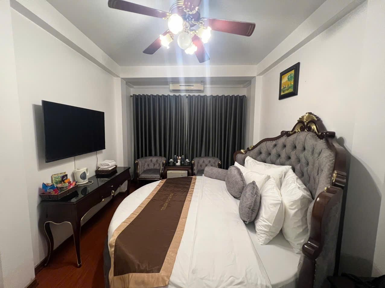 Deluxe Suite