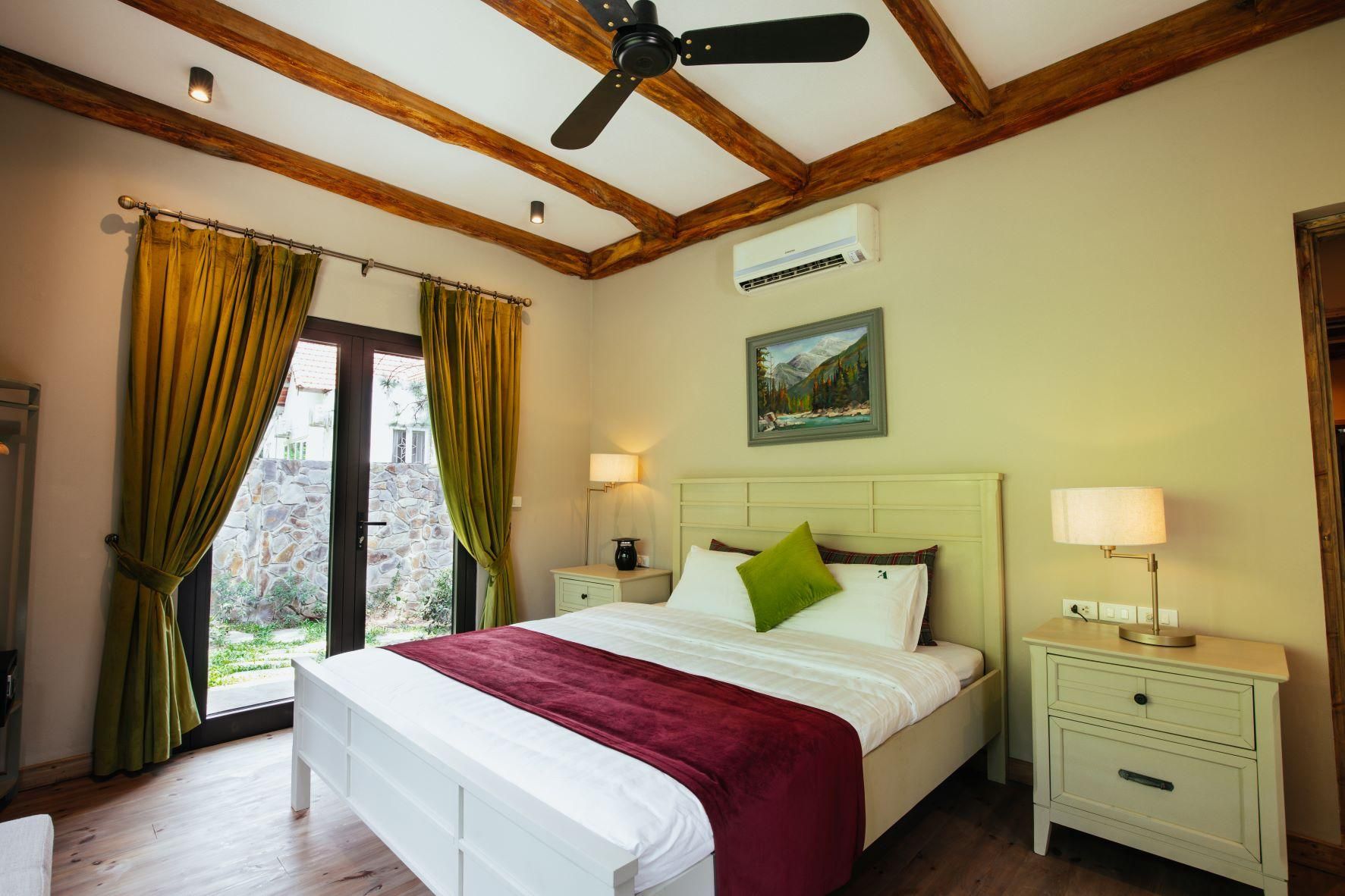 Garden View King Room