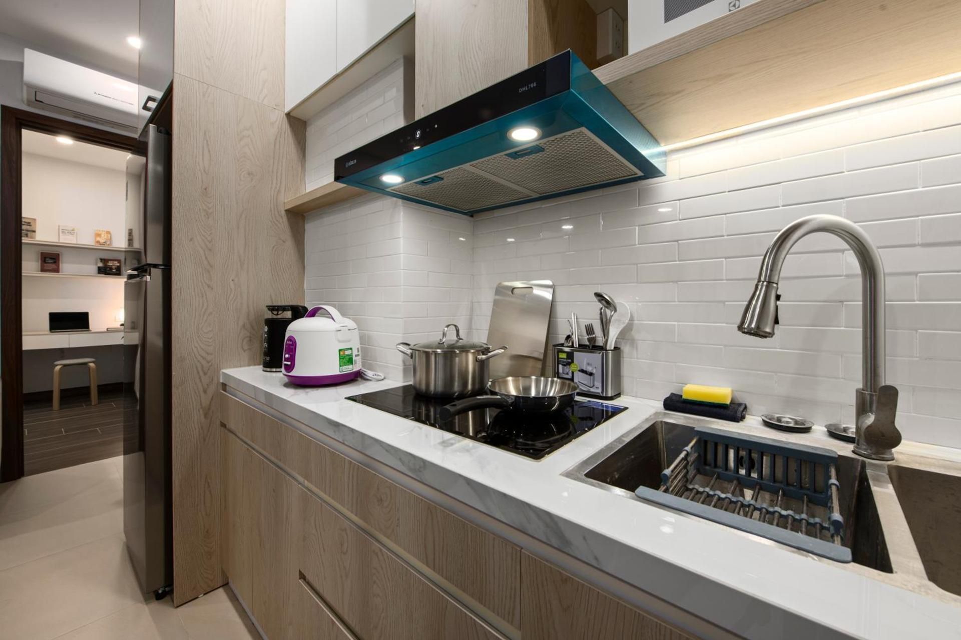 Deluxe One-Bedroom Apartment