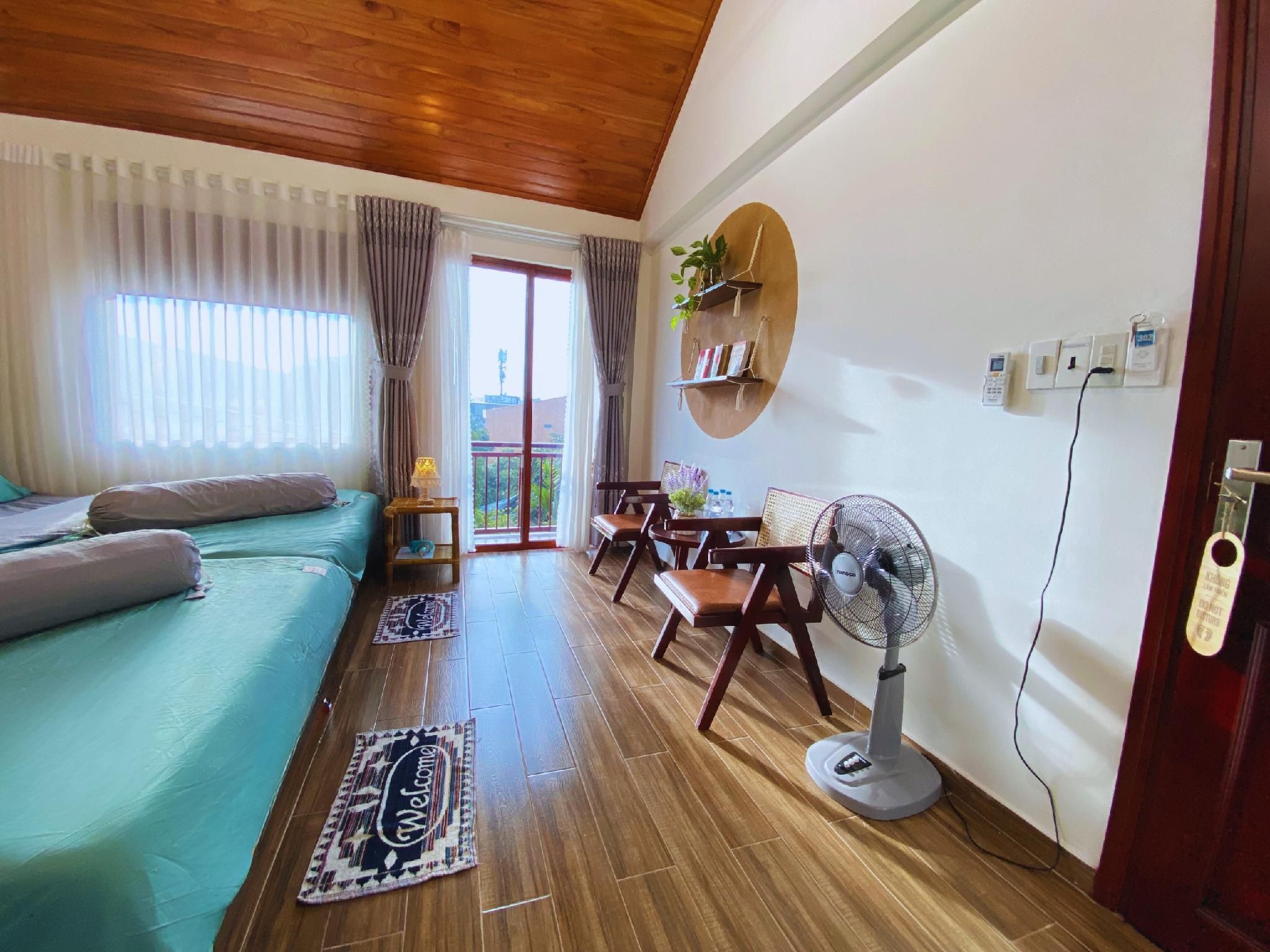 Family Room -- 2 Bed
