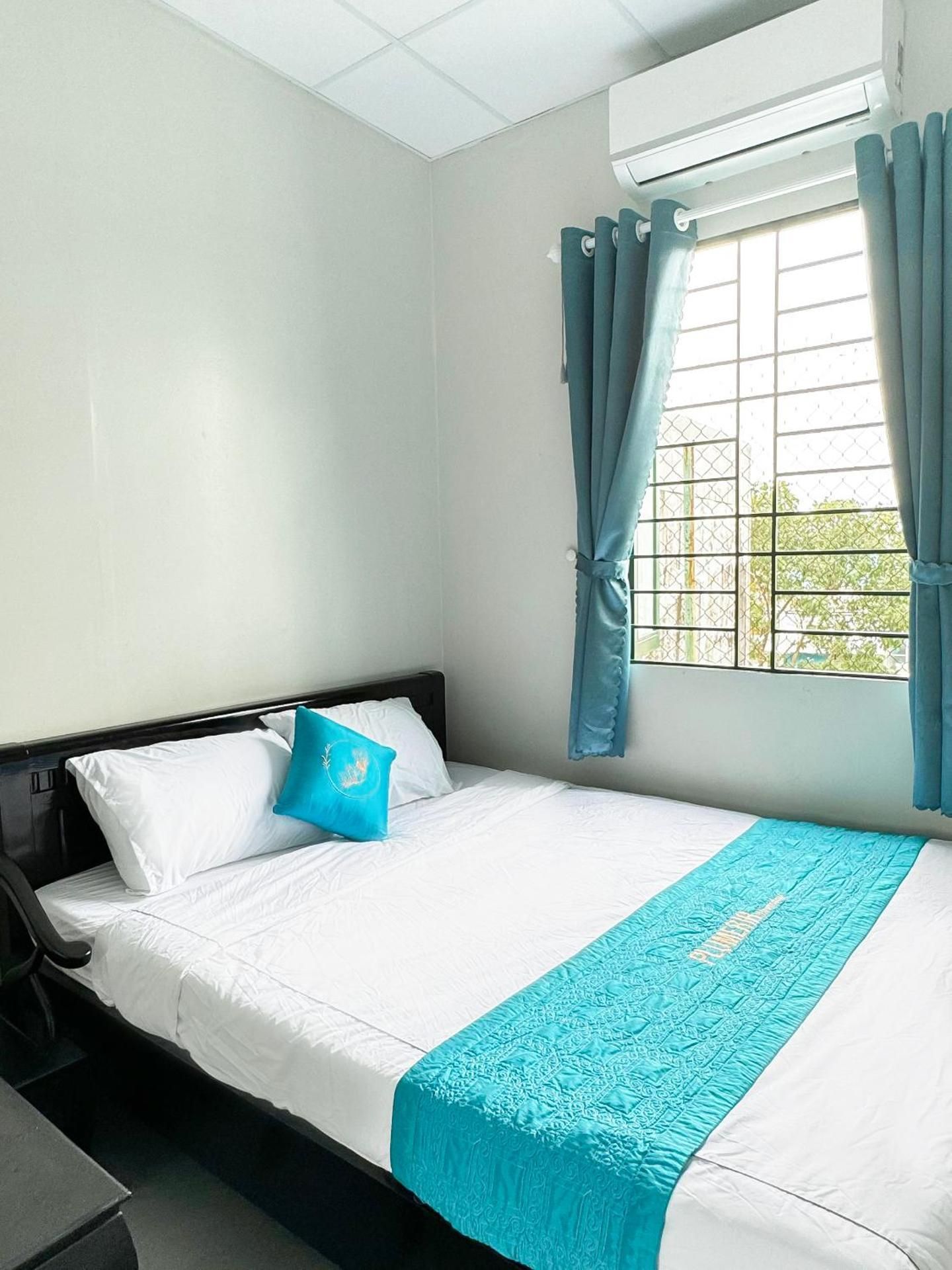 Double Room with Private External Bathroom