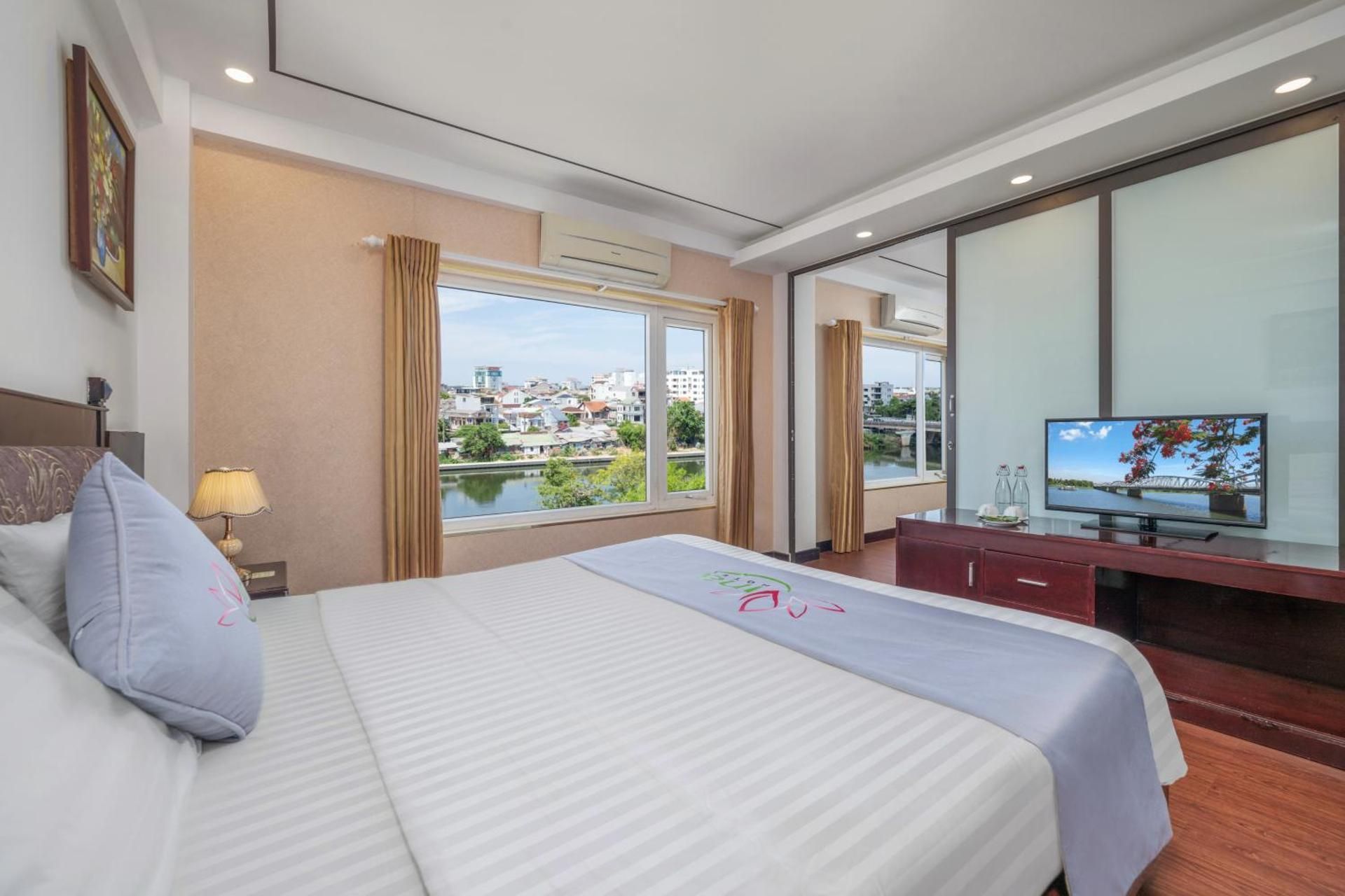 Deluxe Family Double Garden View