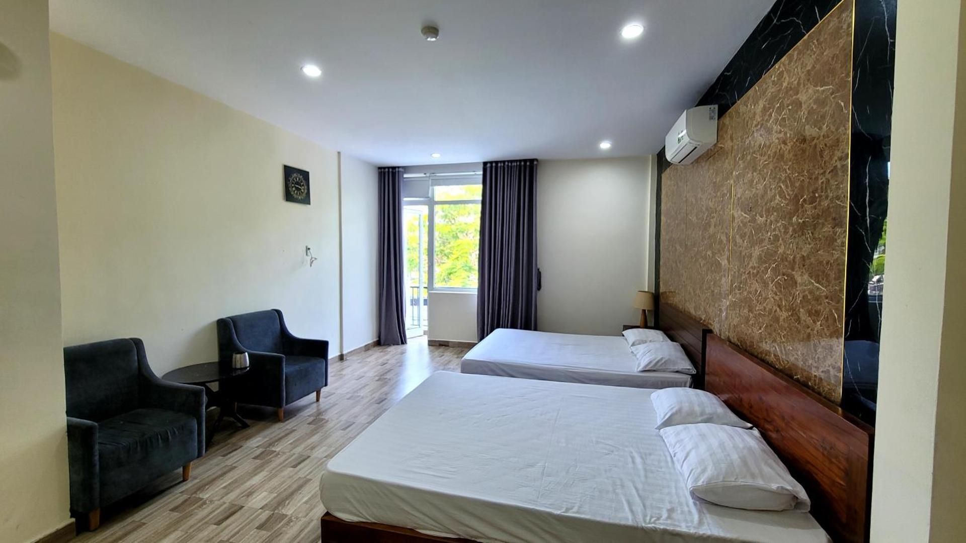 Quadruple Room with Balcony