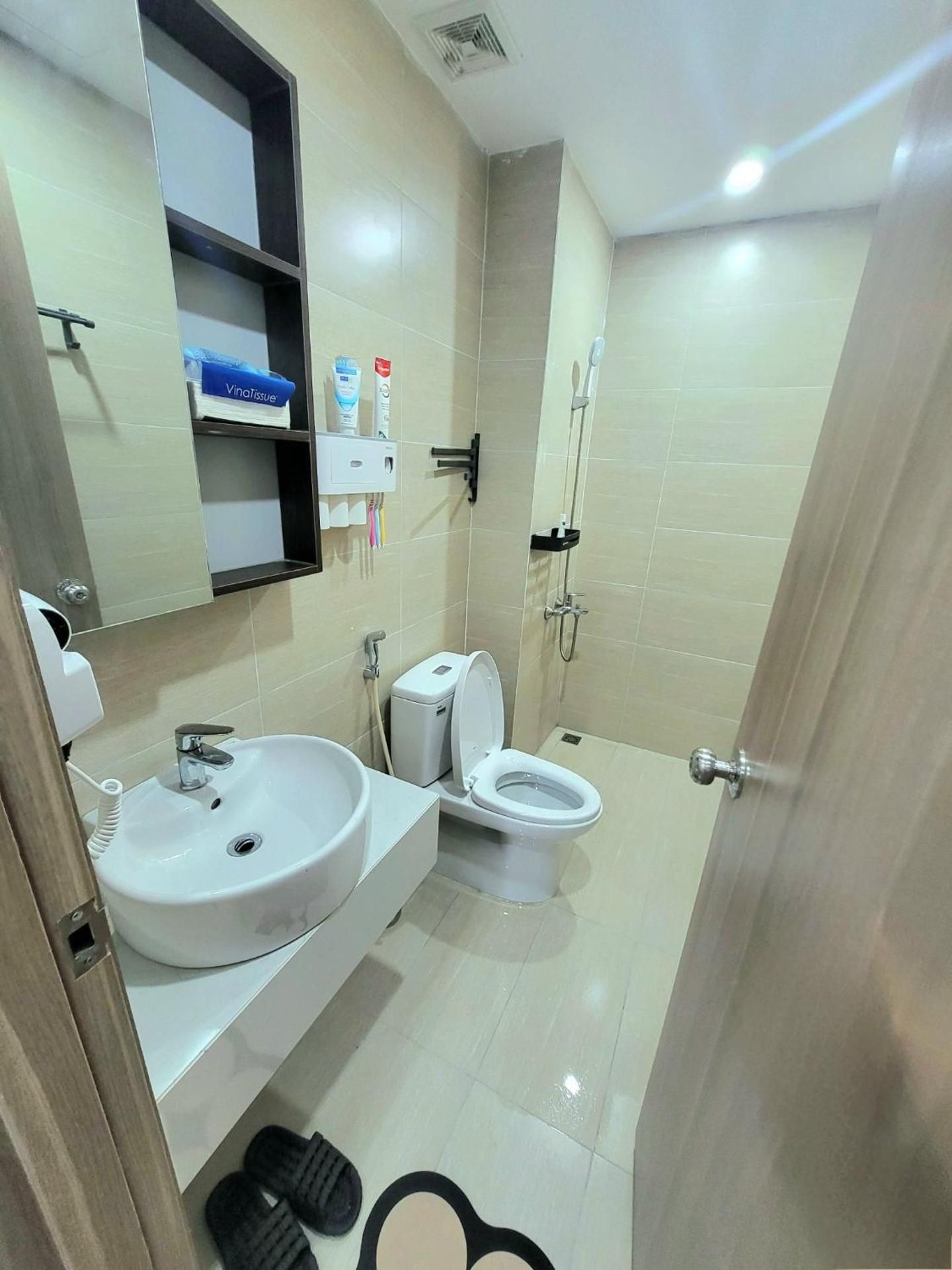 T Plus Apartment- Huế