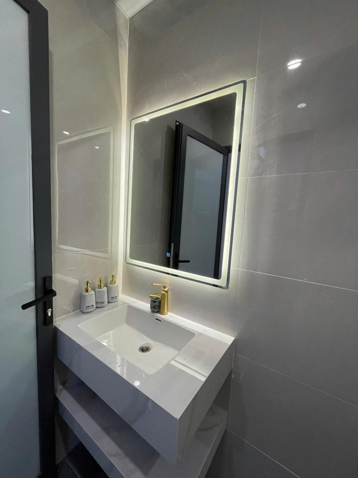 Standard double shared facilities