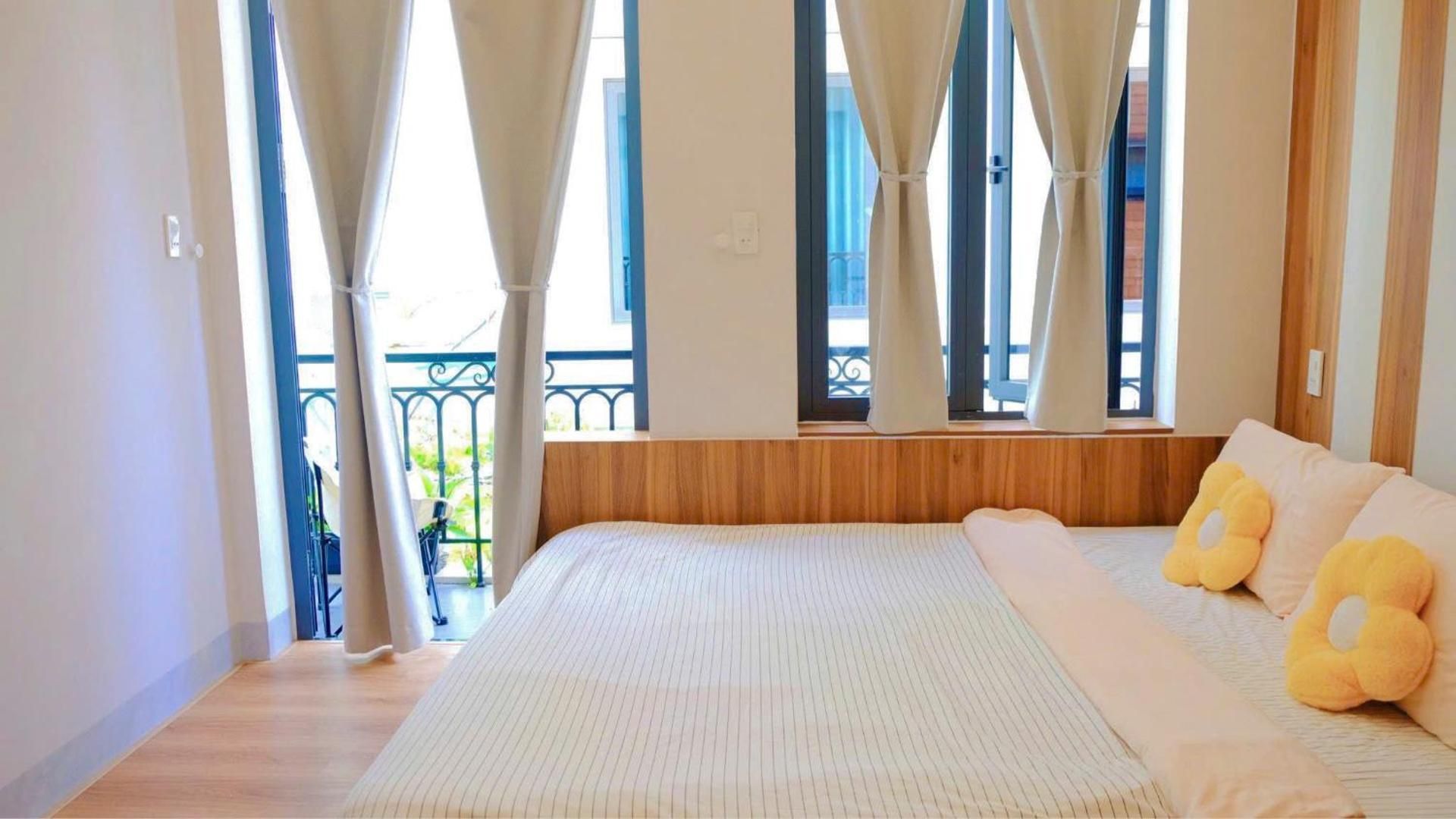 Deluxe Double Room with Balcony