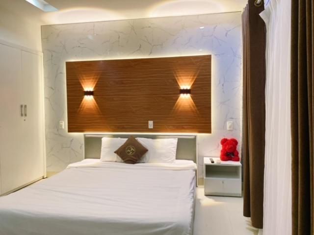 Deluxe Double Bed with Window