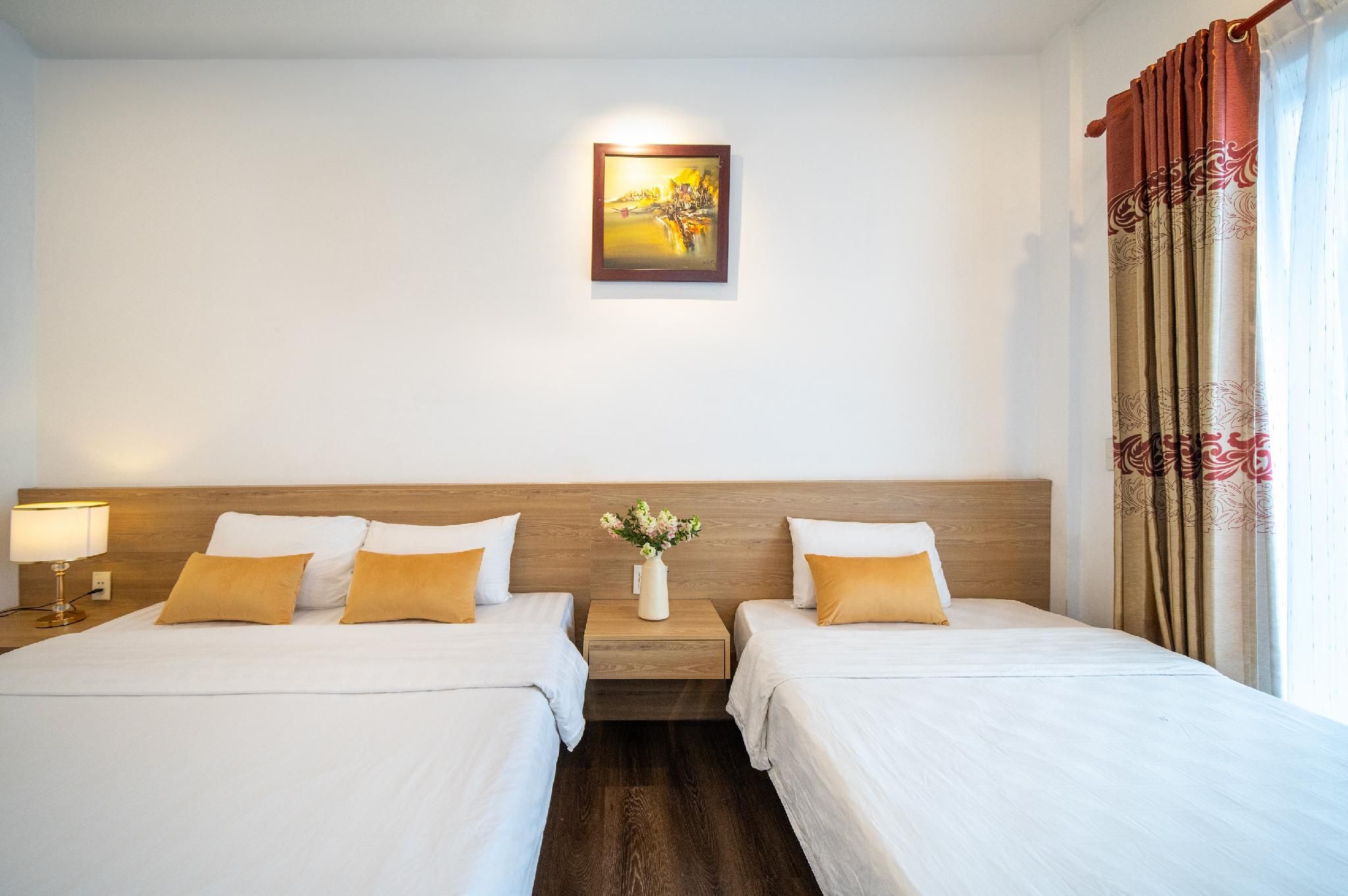 Deluxe Triple Room with balcony