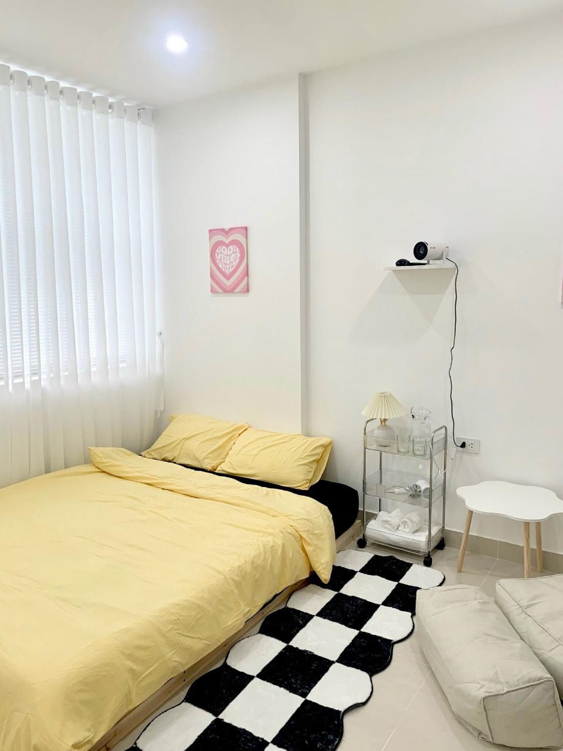 Stage Room with 1 King Bed and Balcony