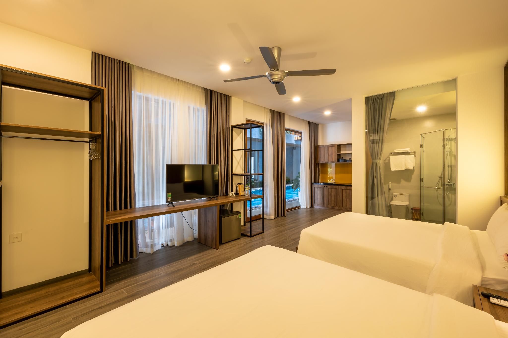 Deluxe Double Room with Two Double Beds