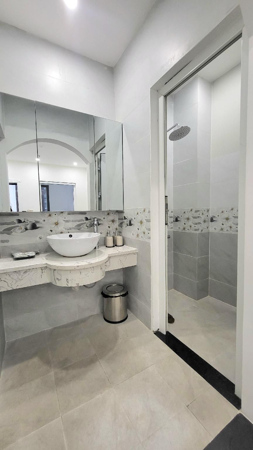 One Bedroom Apartment
