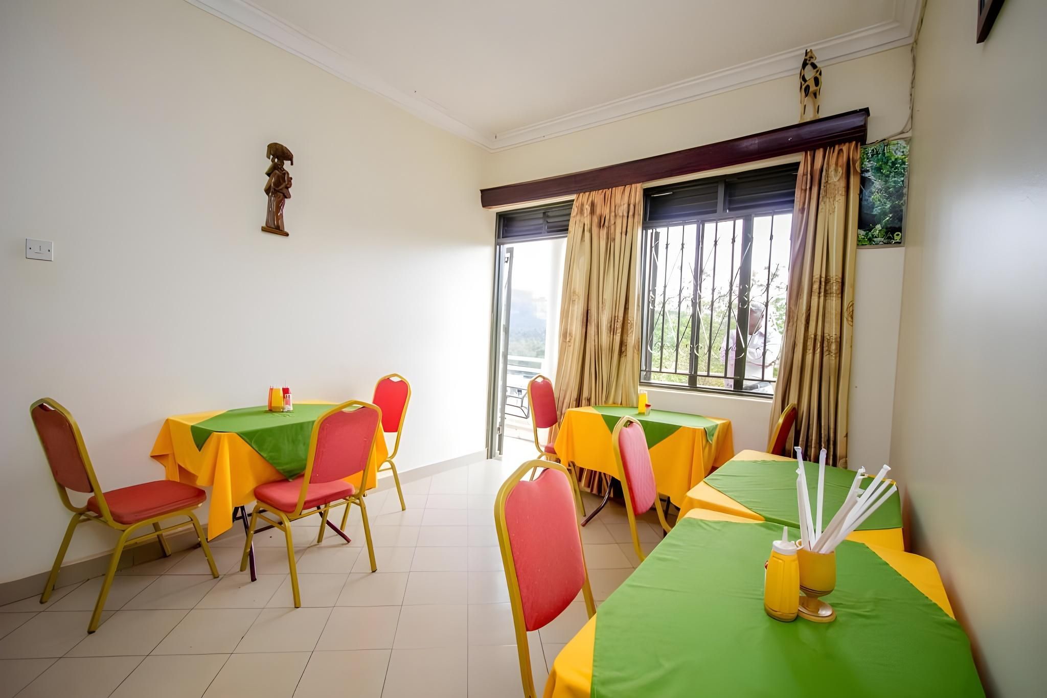 restaurant (private room)