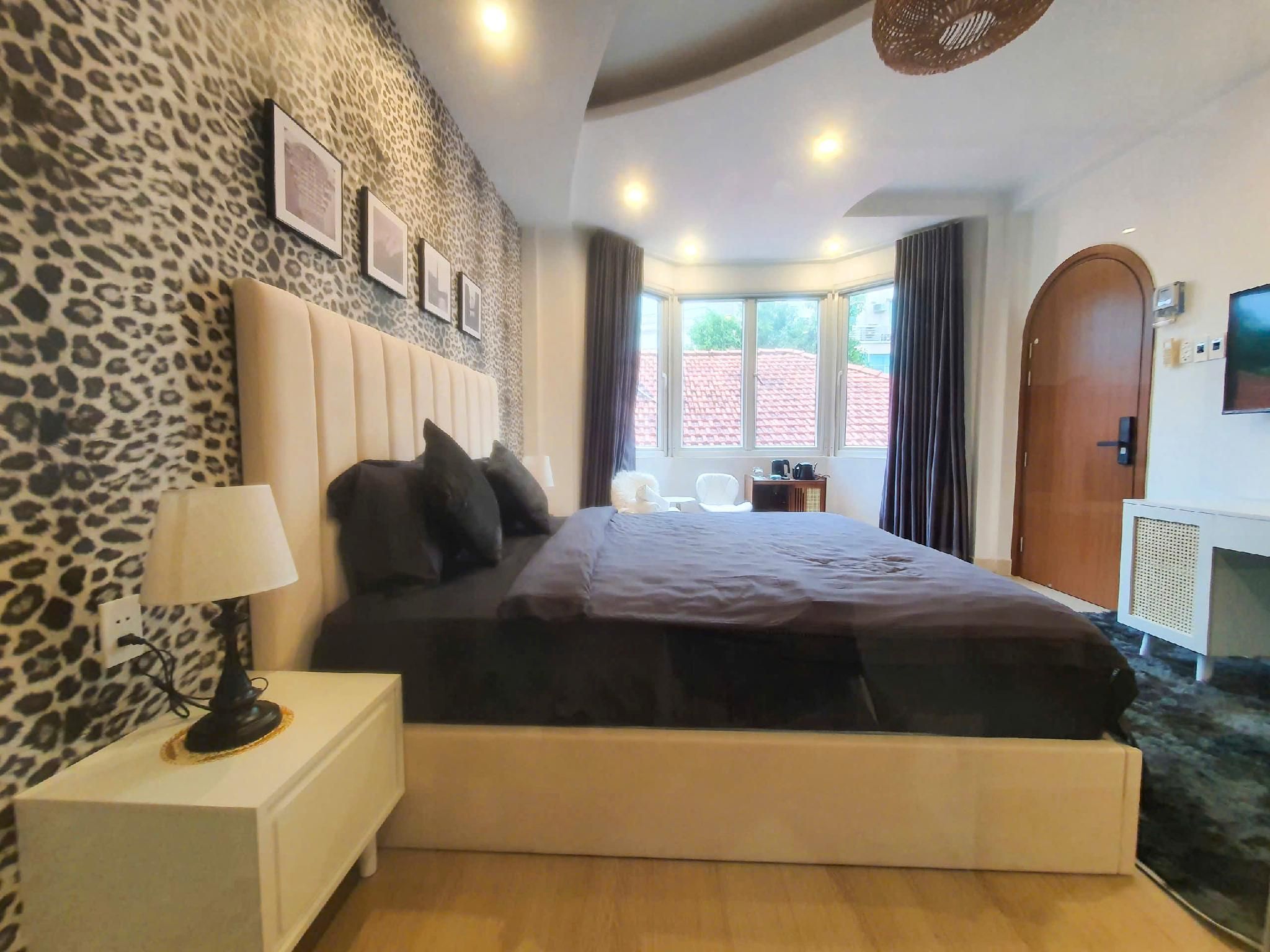 Double - Room With A Large Bed For 2 People