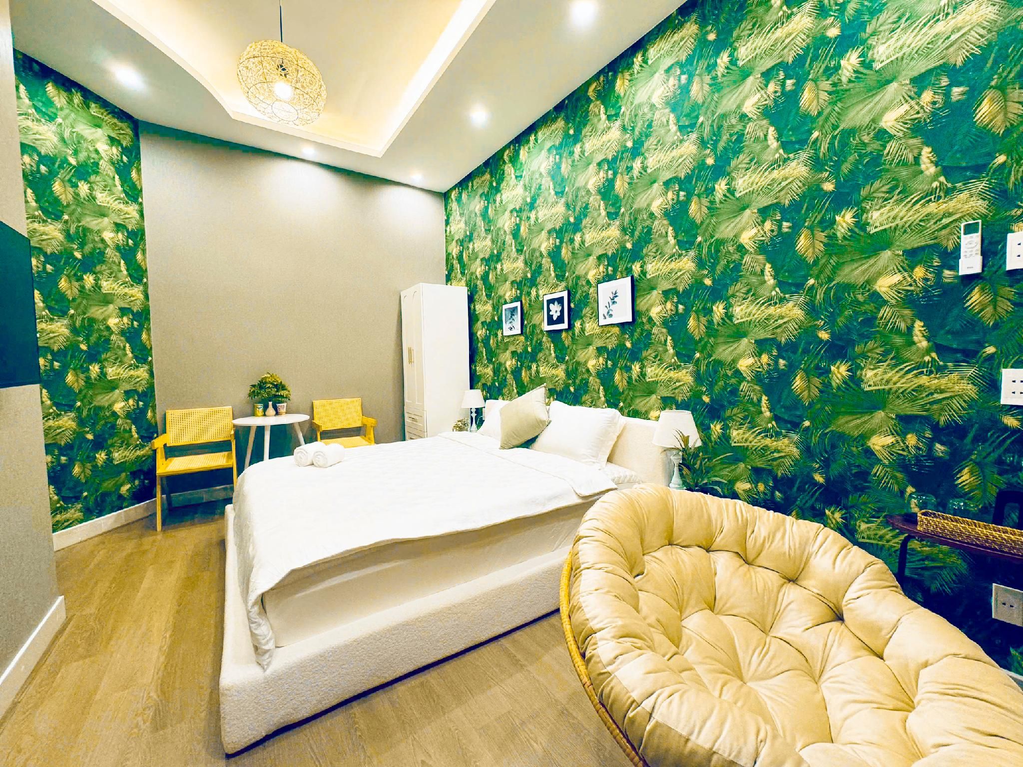 Ground Floor 1-Bedroom Apartment for 2 Adults and 1 Child
