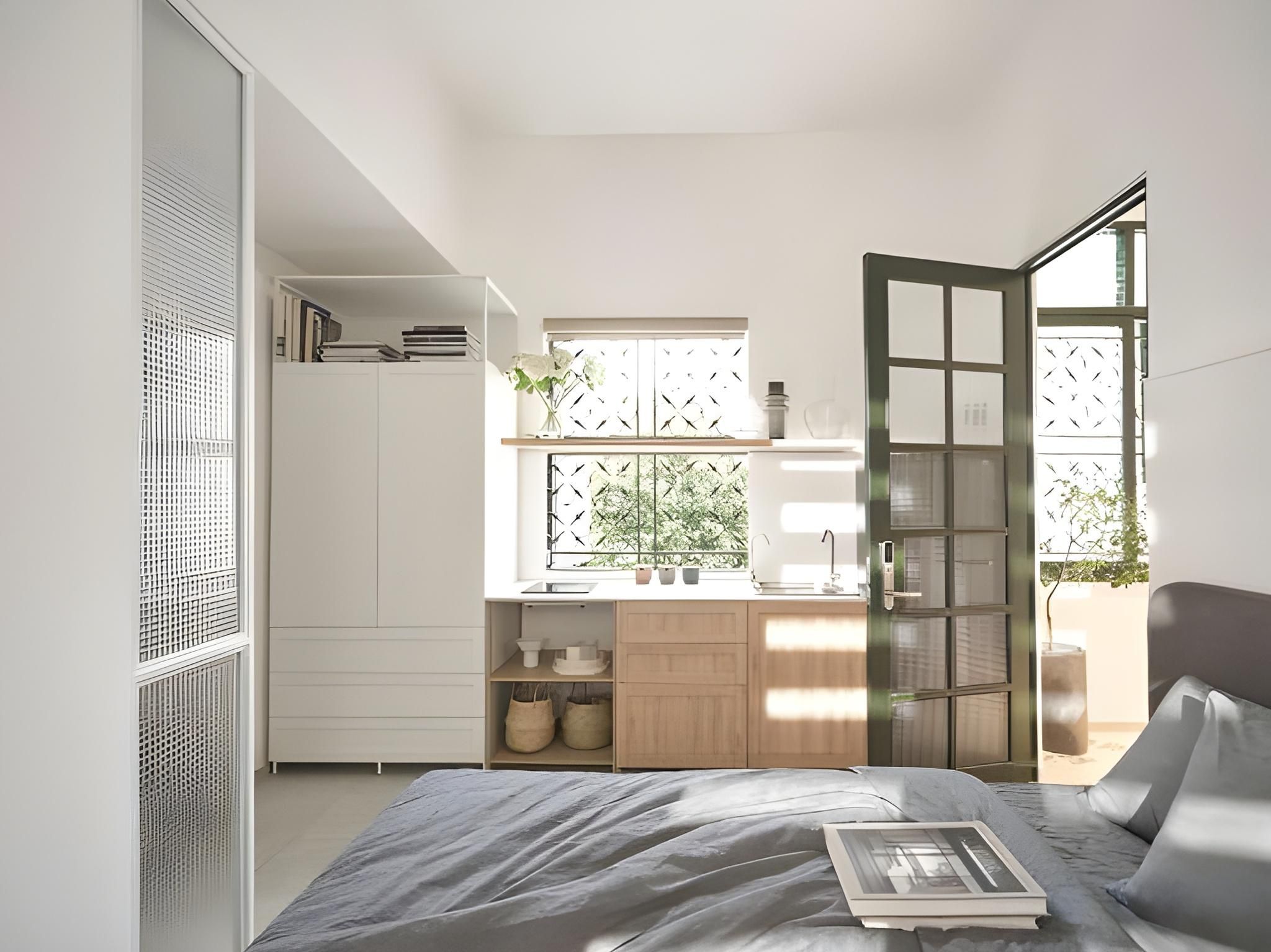 Studio Room