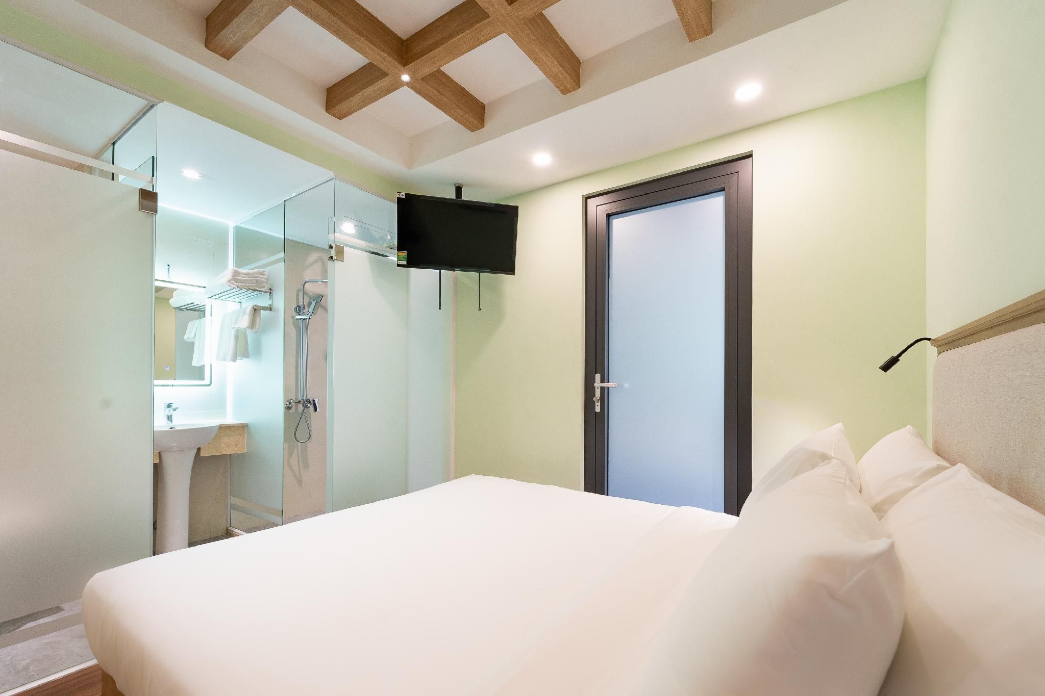 Superior Queen Bed