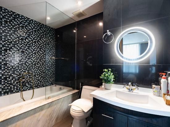 Three-Bedroom Superior Apartment