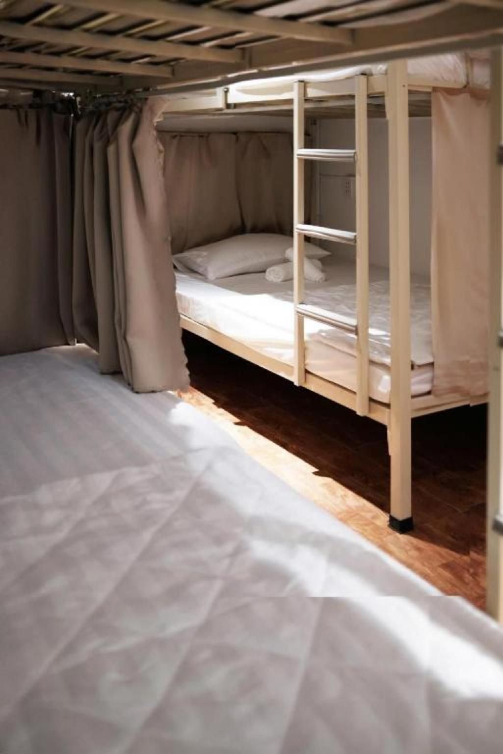 8-Bed Mixed Dormitory Room