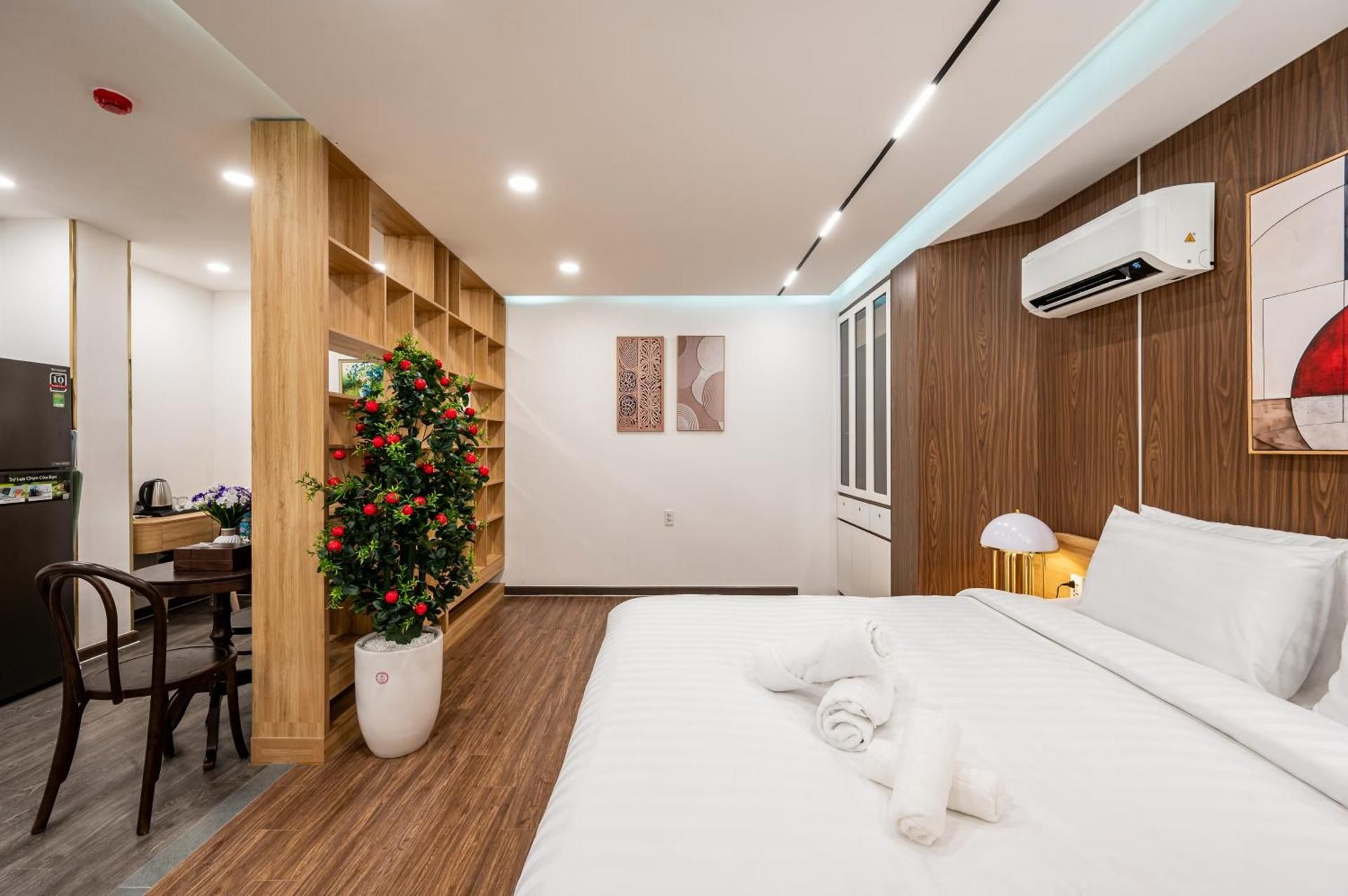 Deluxe Double Room with Shower