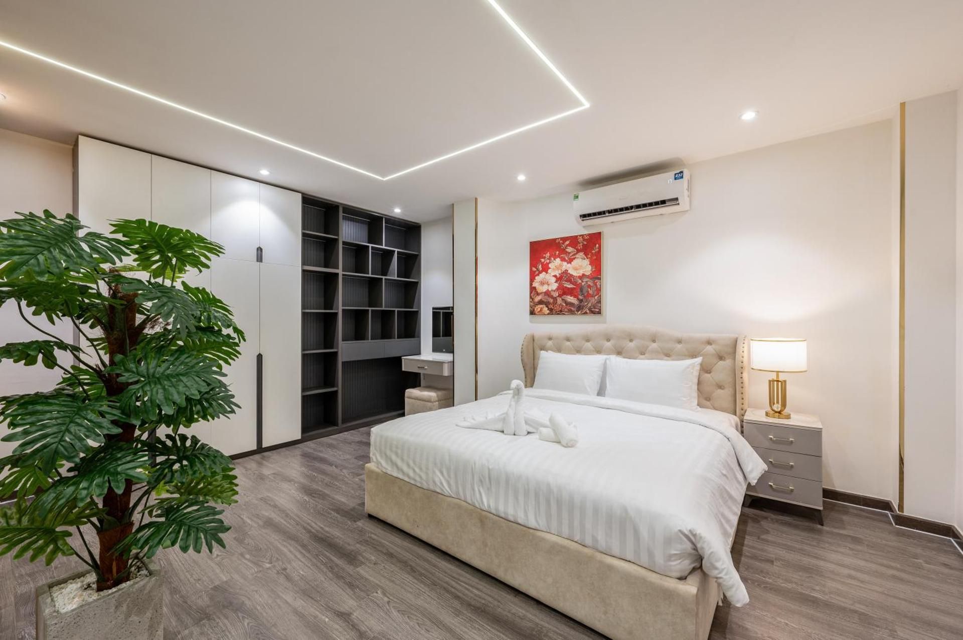 Deluxe Double Room with Shower