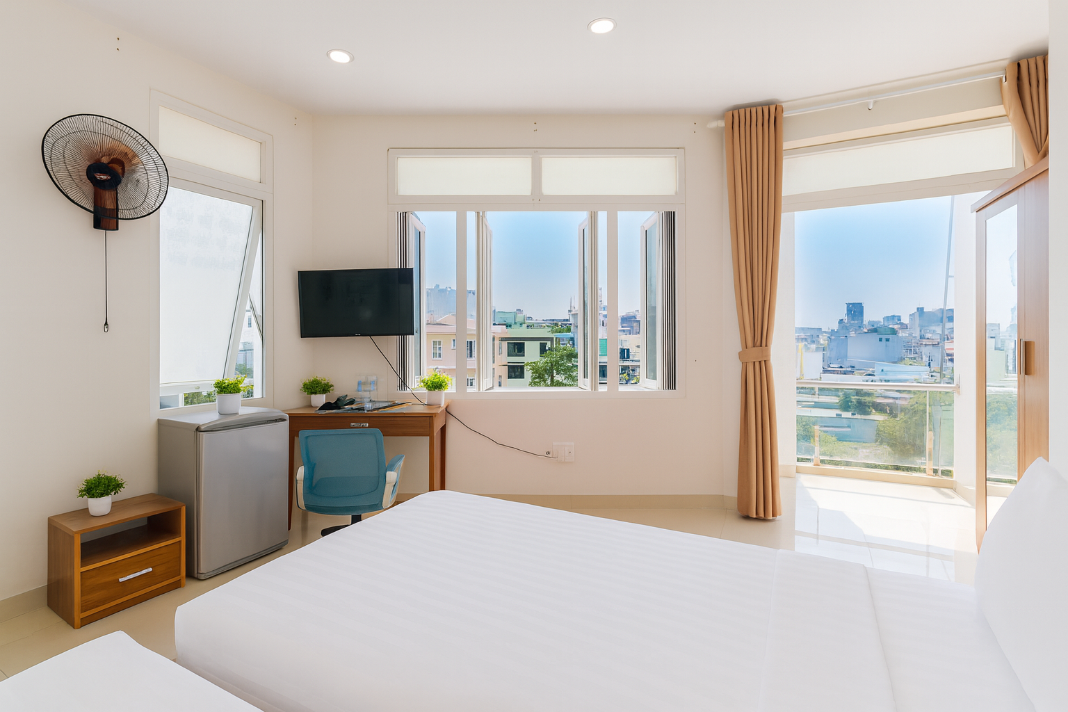 Double or Twin Room with Balcony