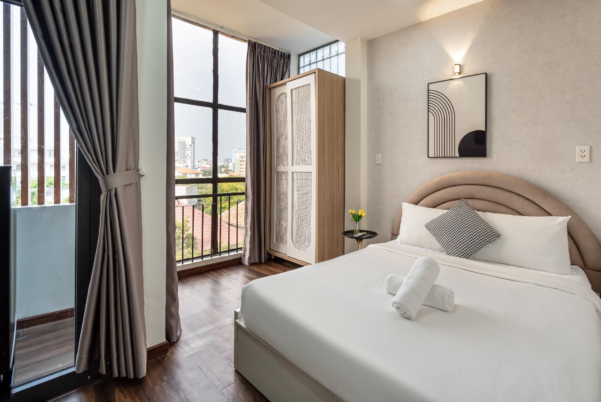 Deluxe City View Double Room with Balcony