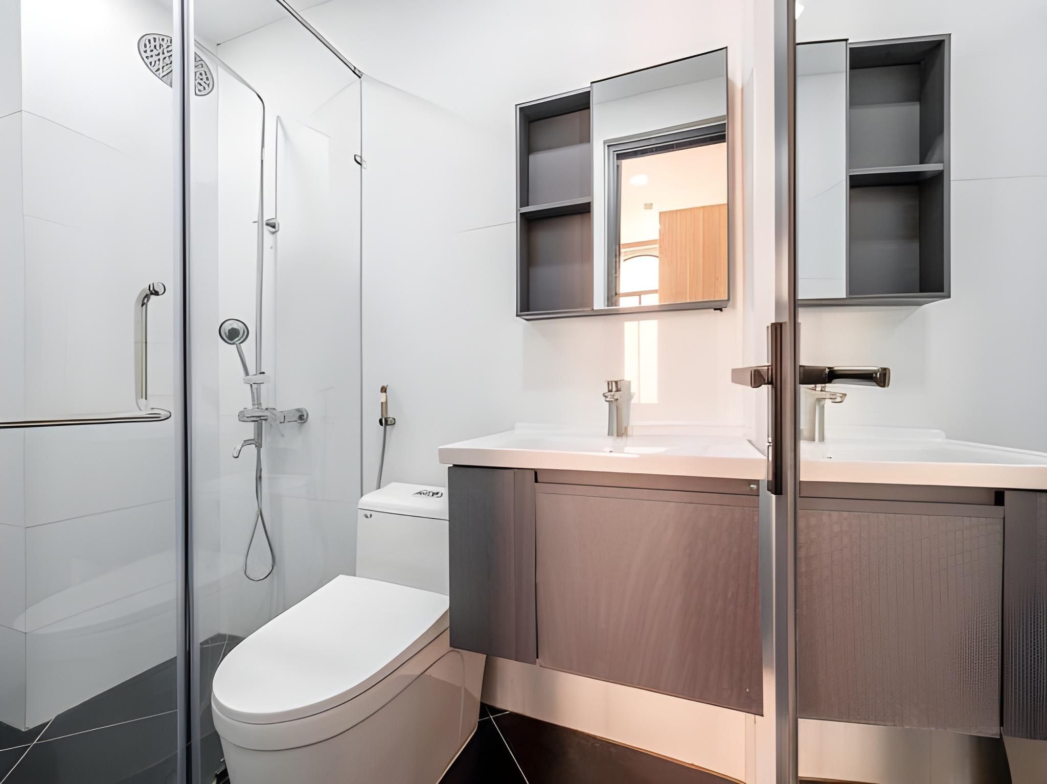 Deluxe City View Double Room with Balcony