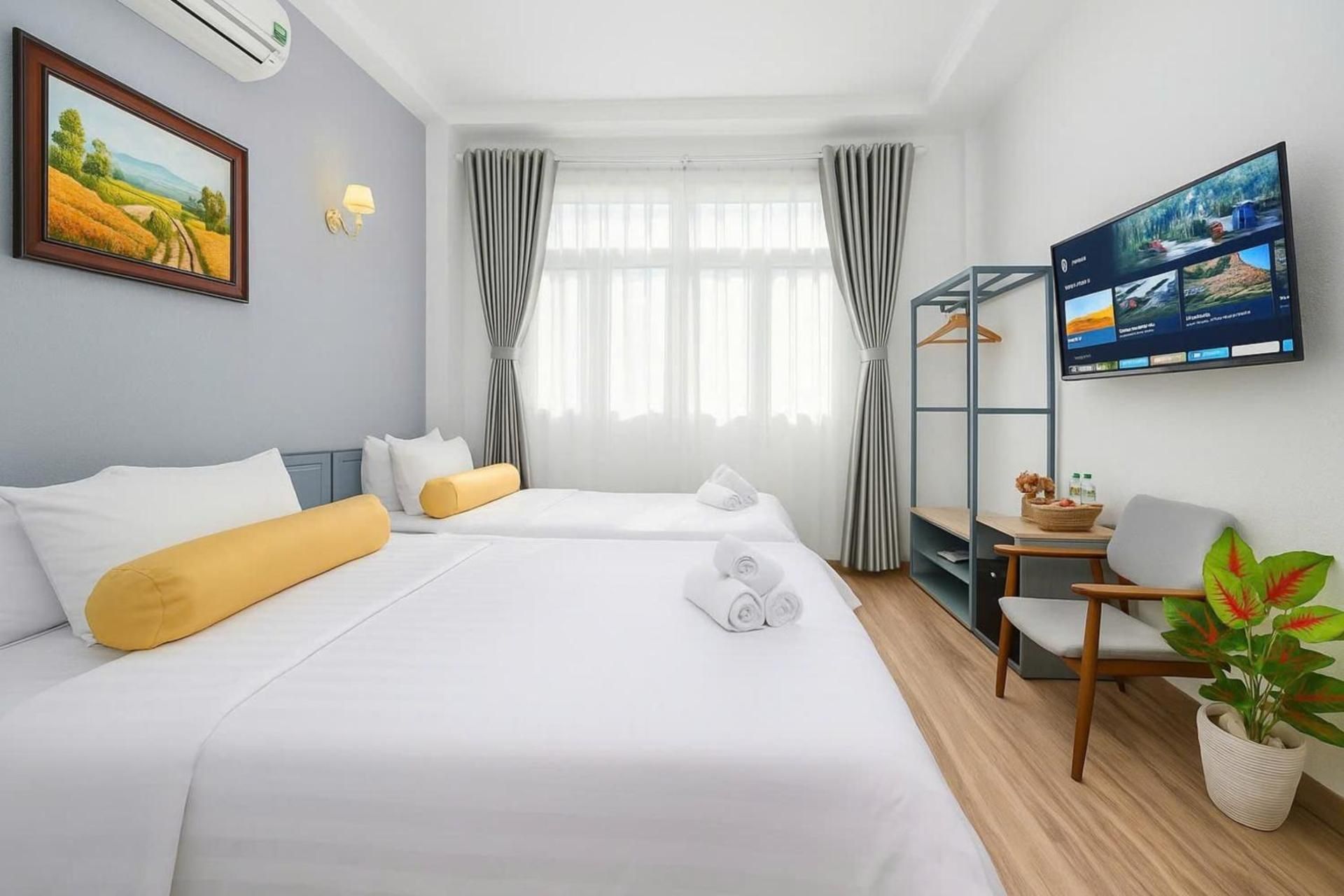 Deluxe Triple Room