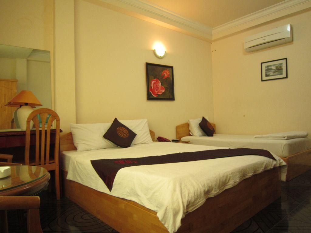 Triple 1 Double Bed and 1 Single Bed