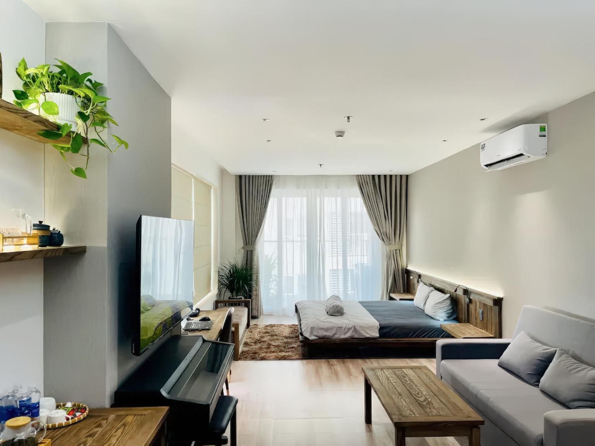 Studio Apartment