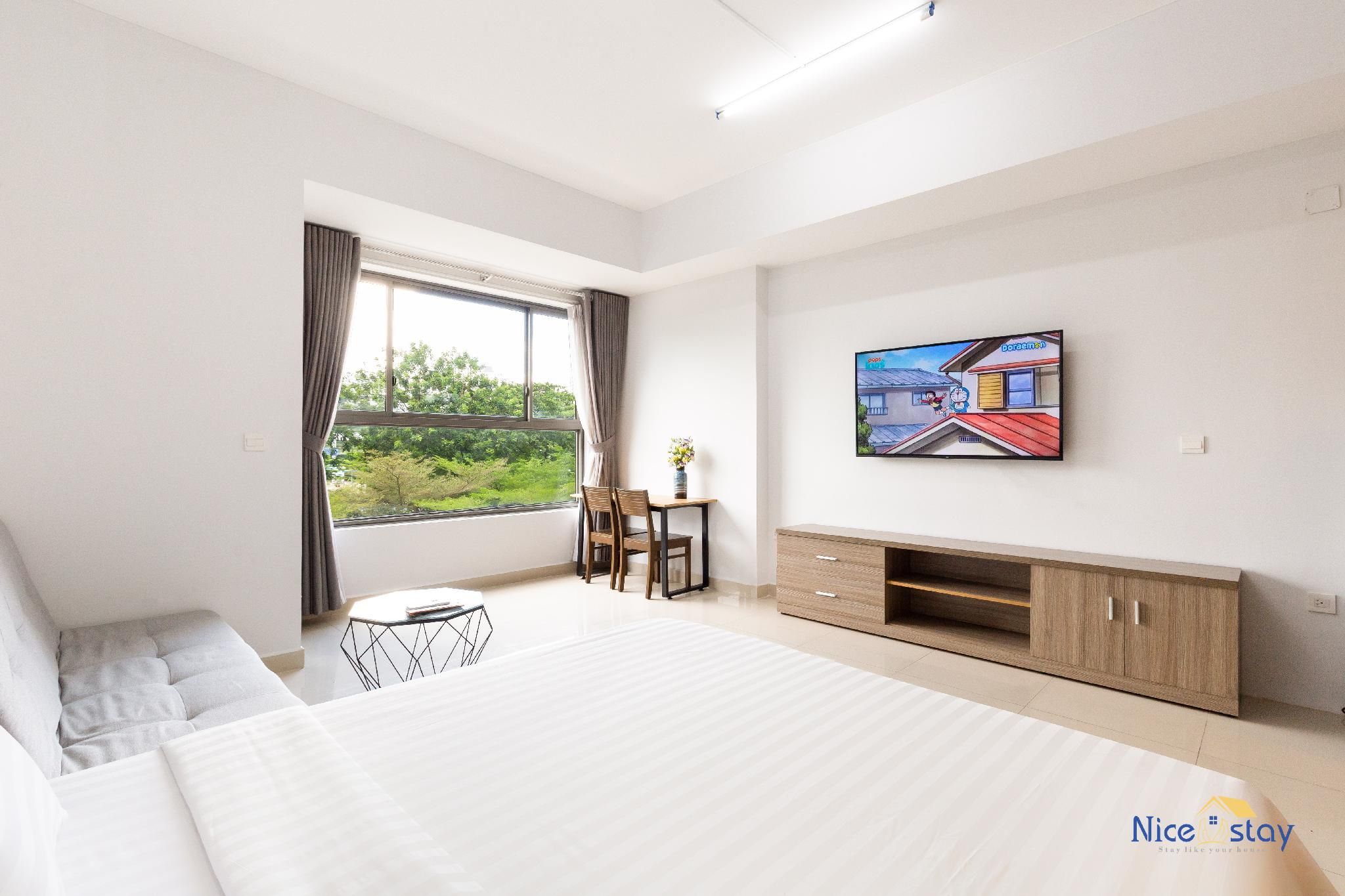 Studio Apartment - 3 Adults