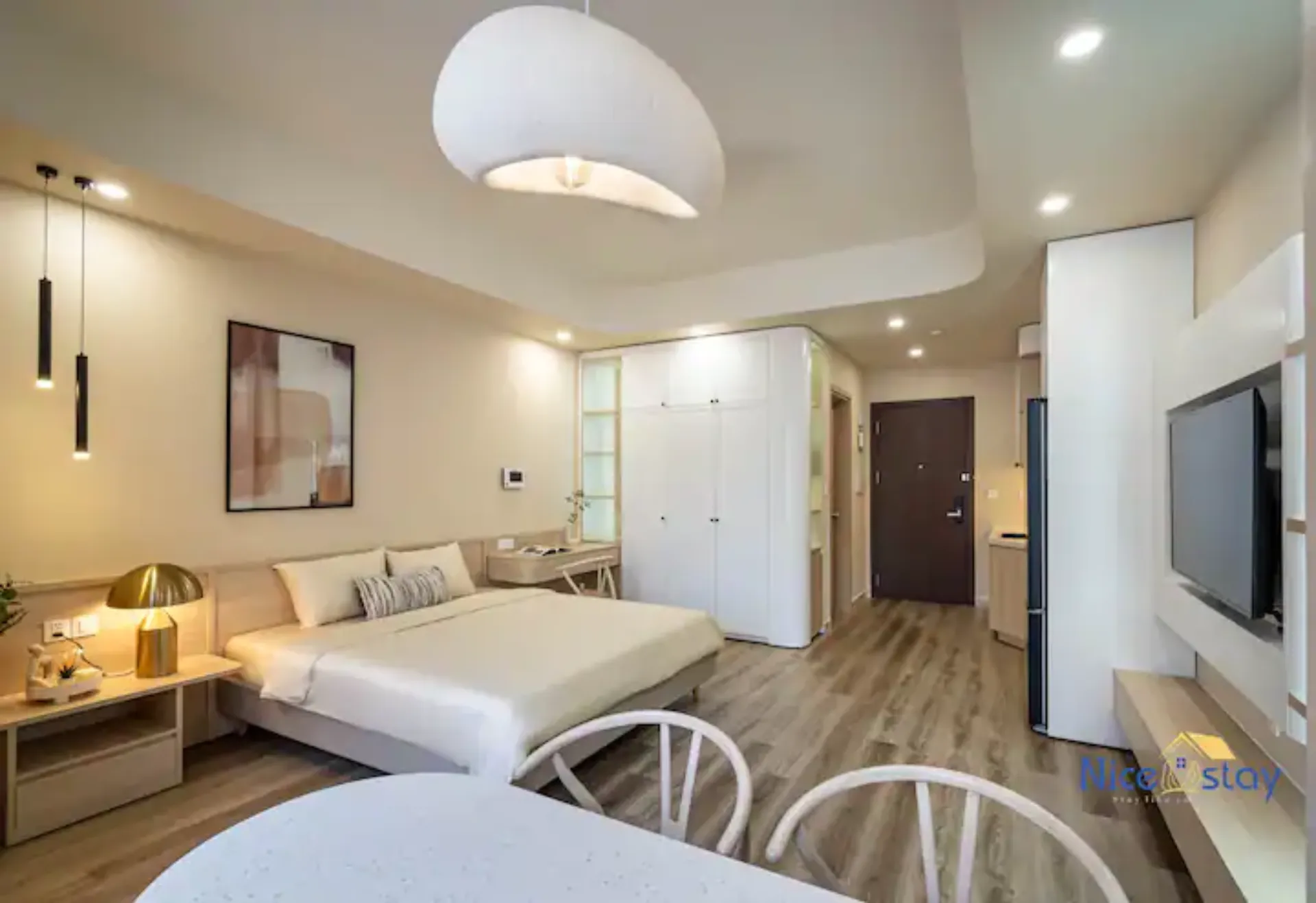 1 Bedroom Superior