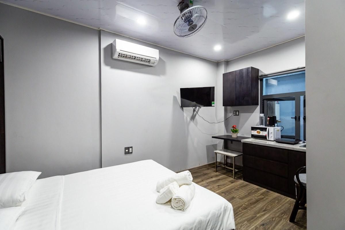 Standard - 1 Bed Queen Non-Smoking