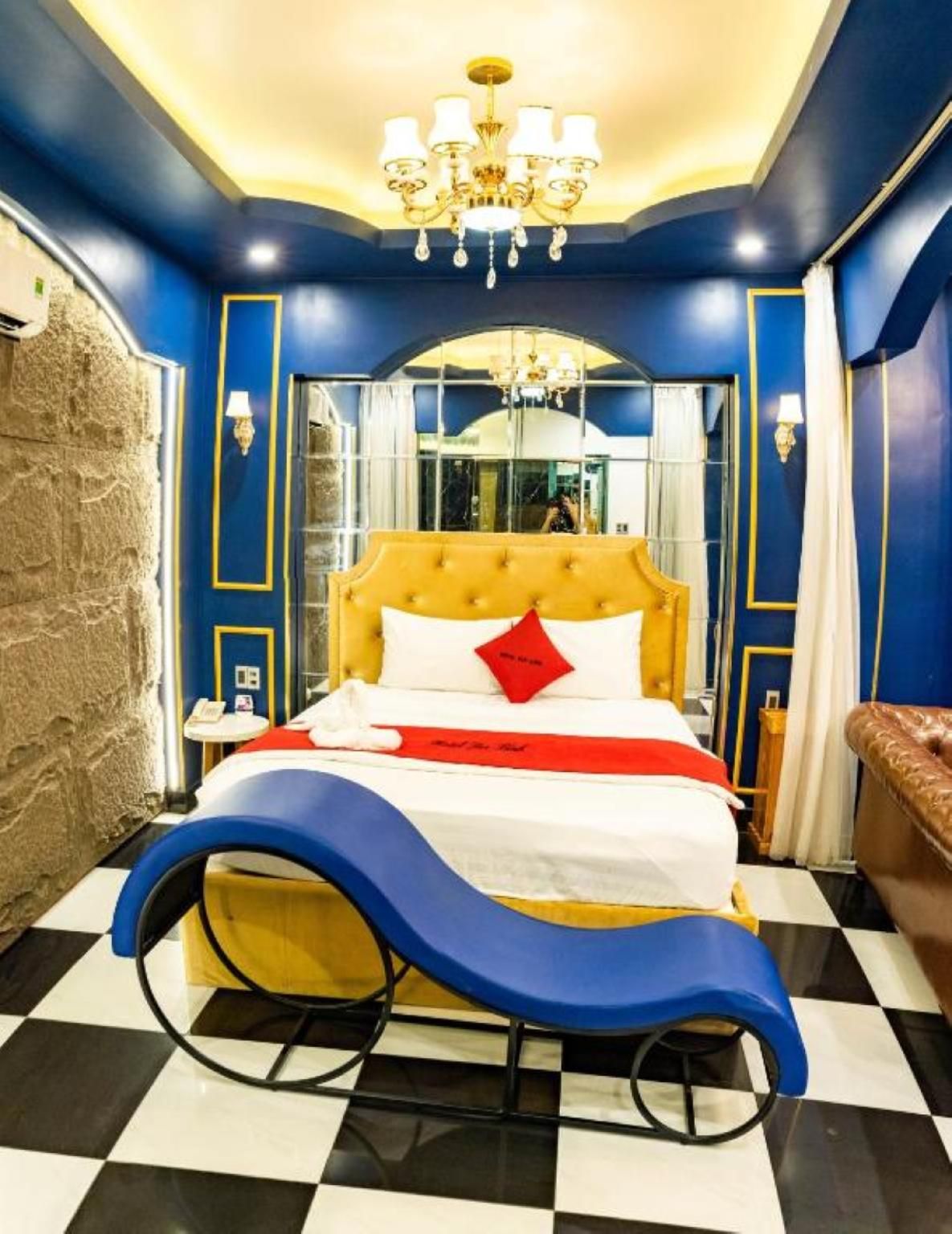 Large Double Room