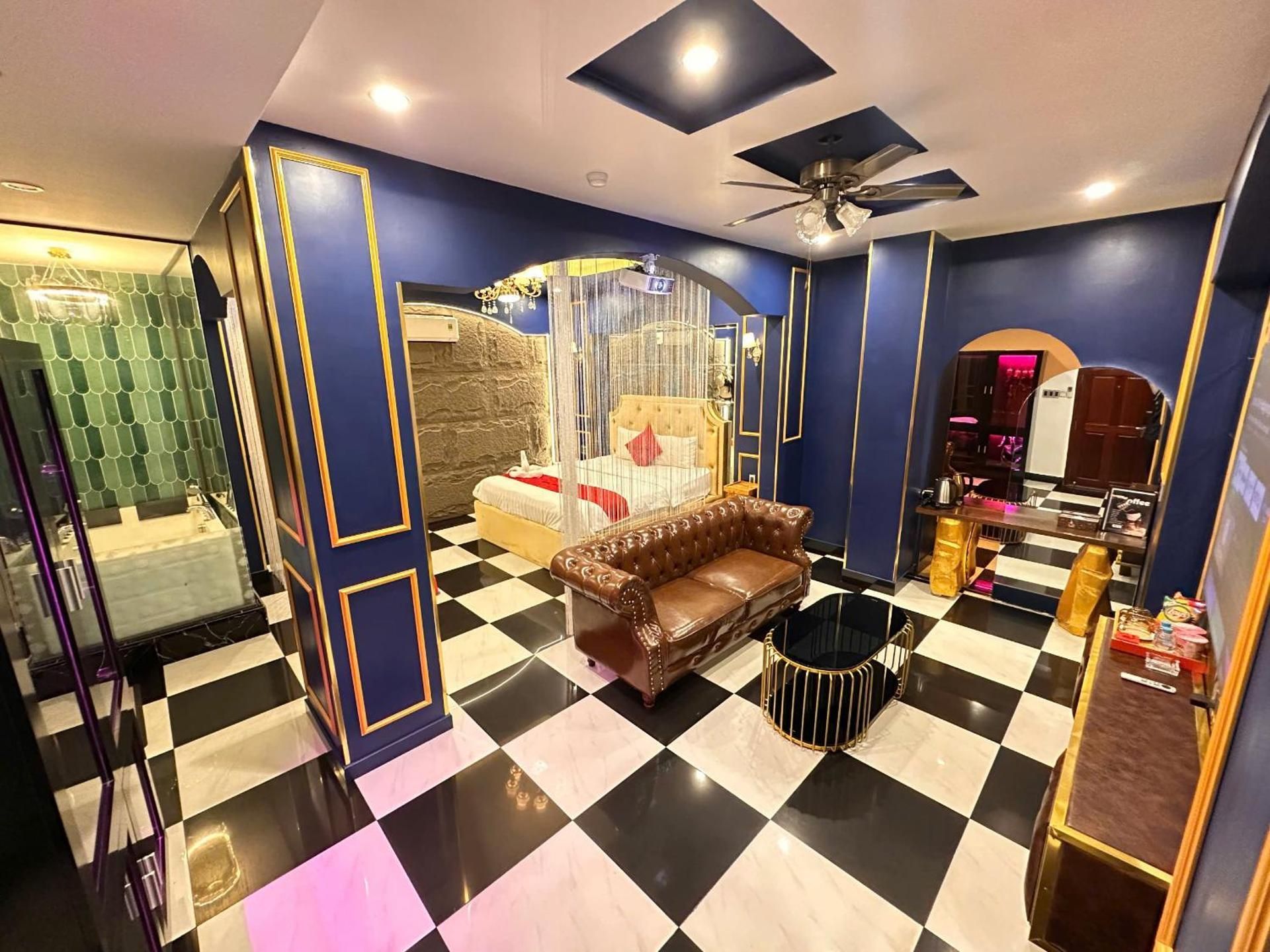 Large Double Room