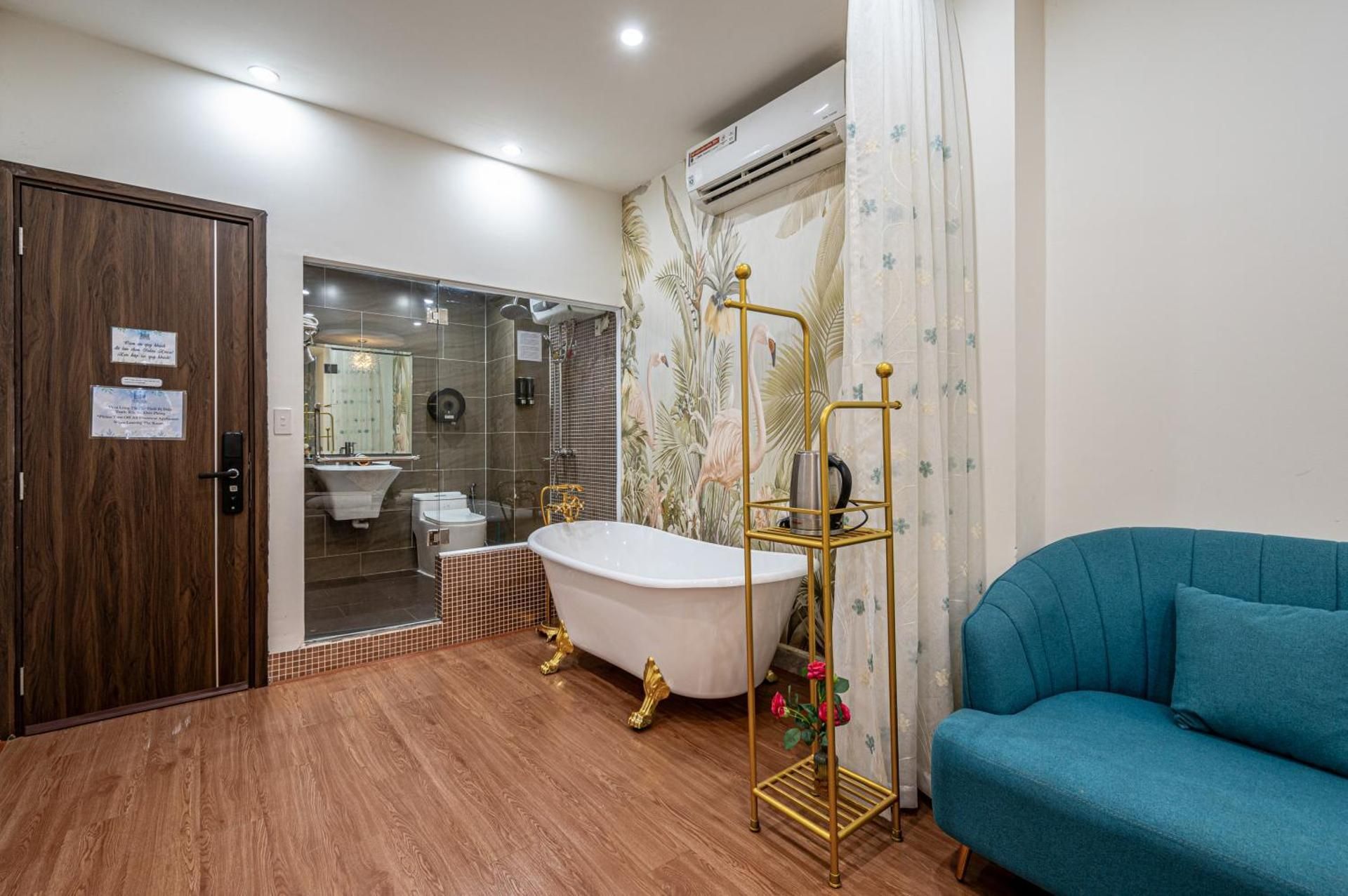 Double Room with Spa Bath