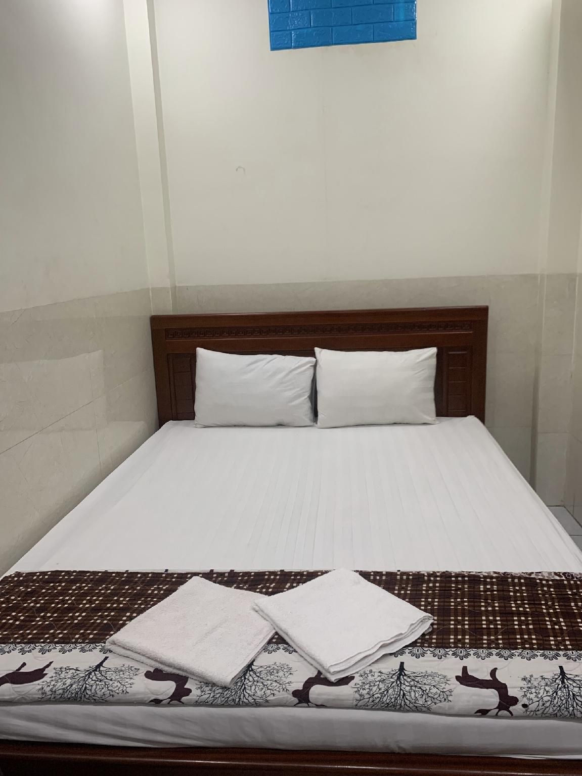 Ngoc Quy Hotel Standard Room