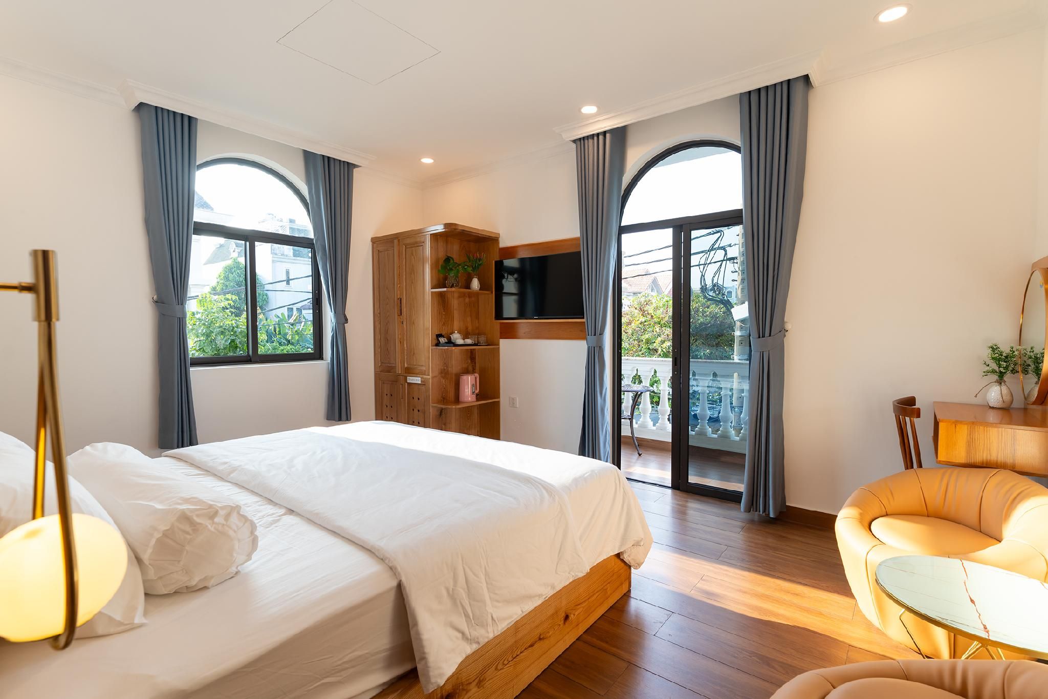 Deluxe Double Room with Balcony